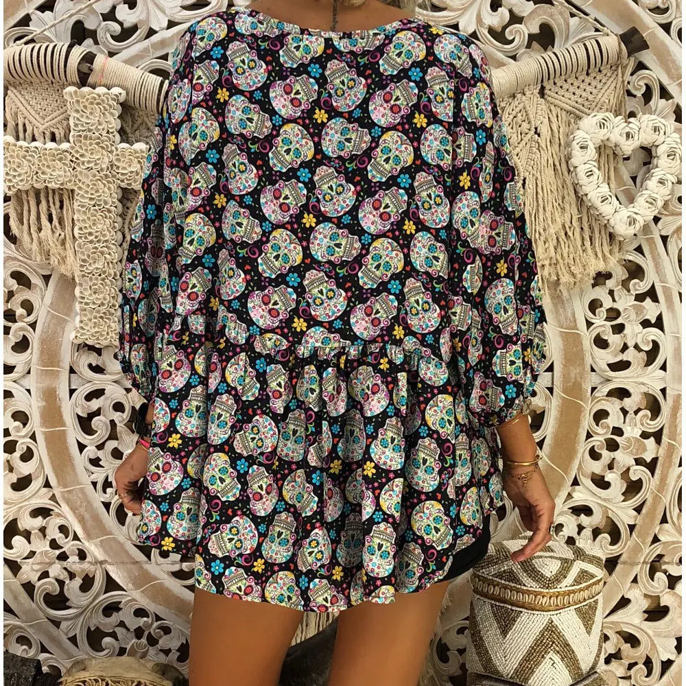 V-Neck Skull Print Three-Quarter Sleeve T-Shirt