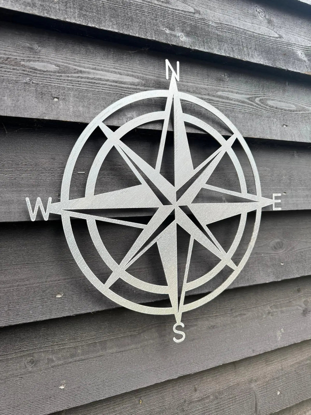 Rustic Warehouse Norfolk | 50cm Galvanized Steel Compass Wall Art