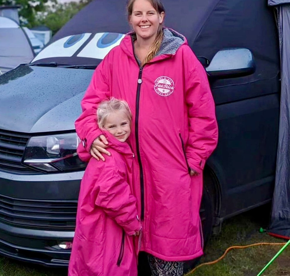 FatStick Kids Waterproof Changing Robe – Sherpa Fleece Lined (Ages 5-13)