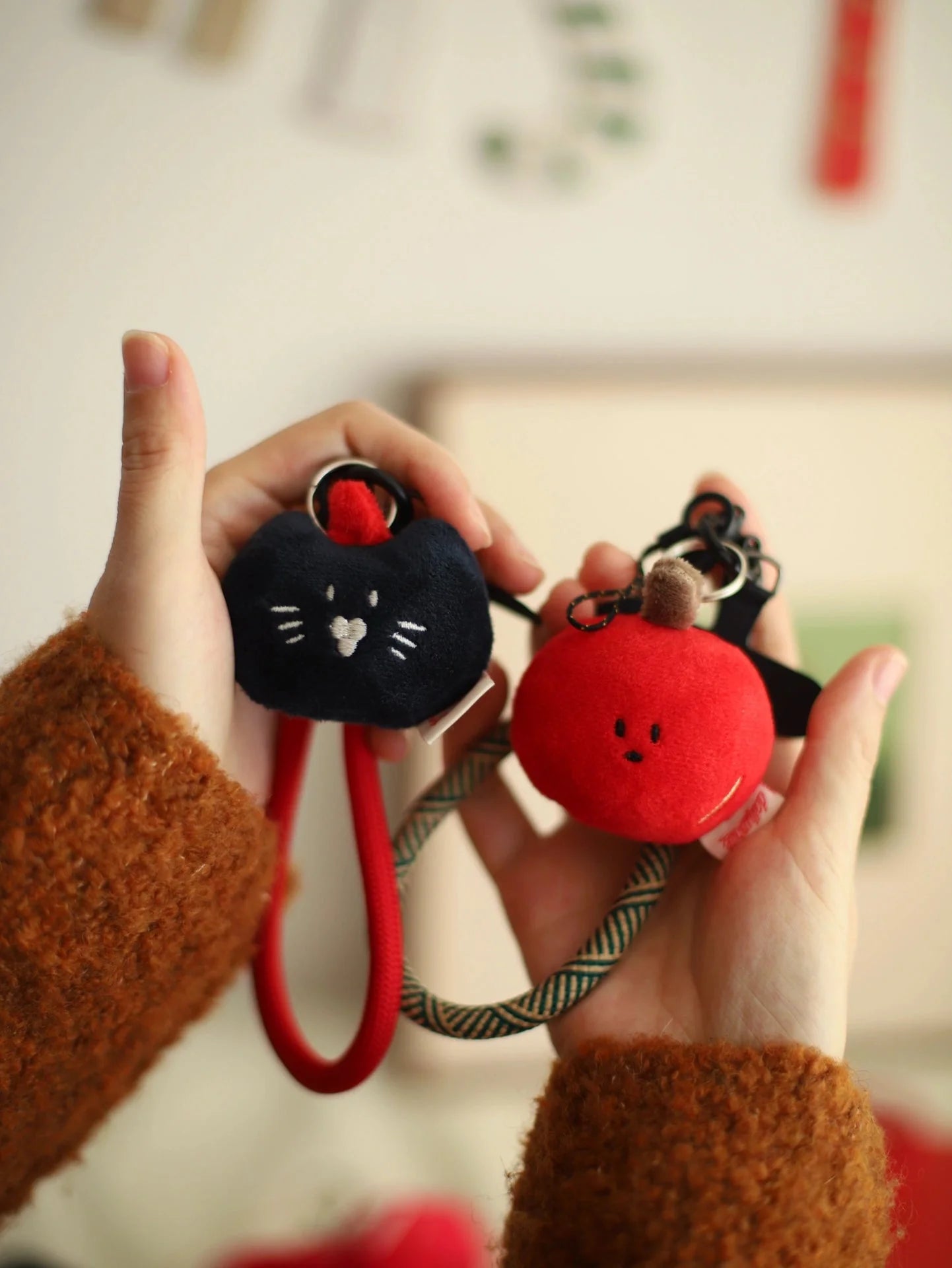 LuLuFun Studio Chestnut Plush Bag Charm – Soft Kawaii Keychain Toy