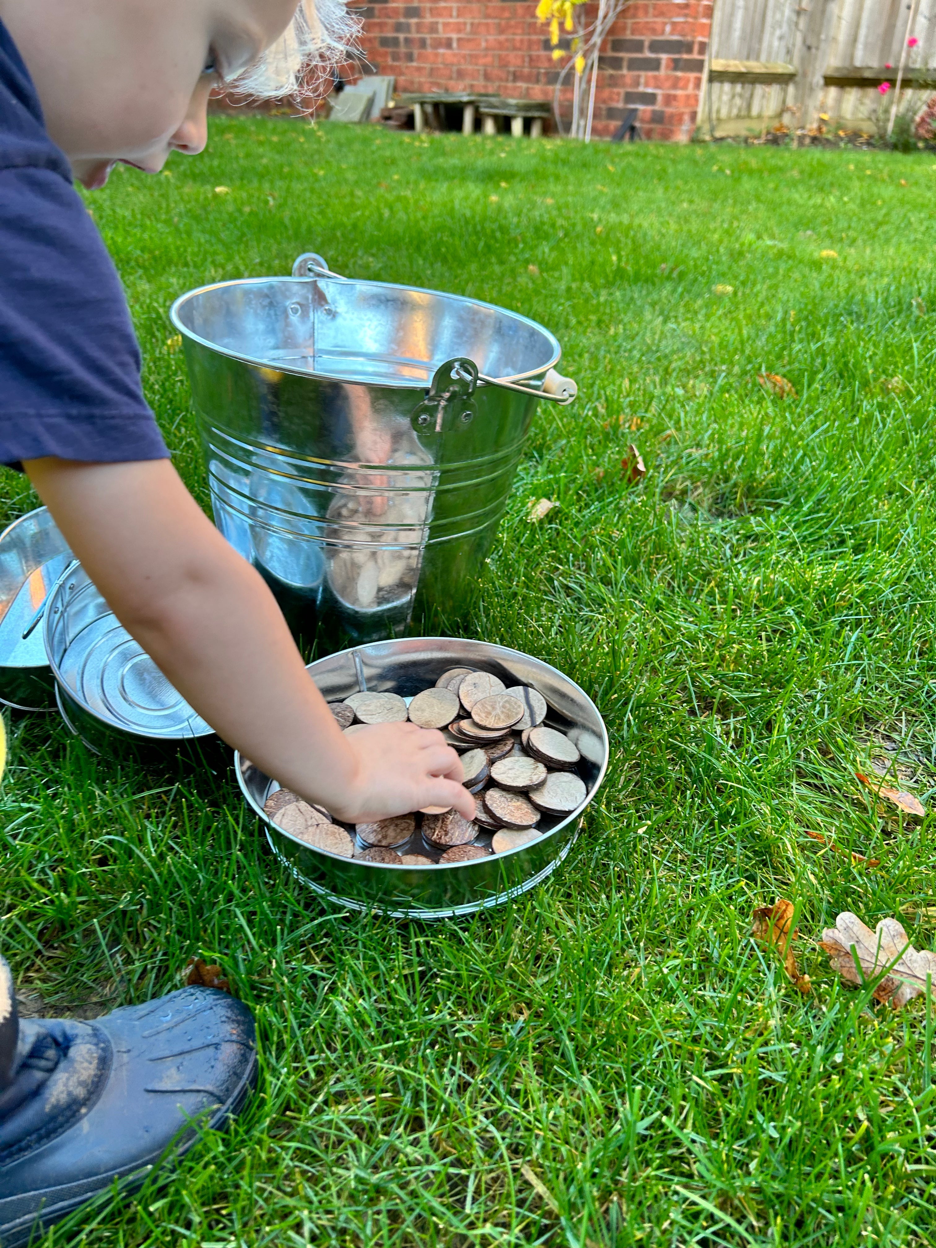 Coconut Shell Discs