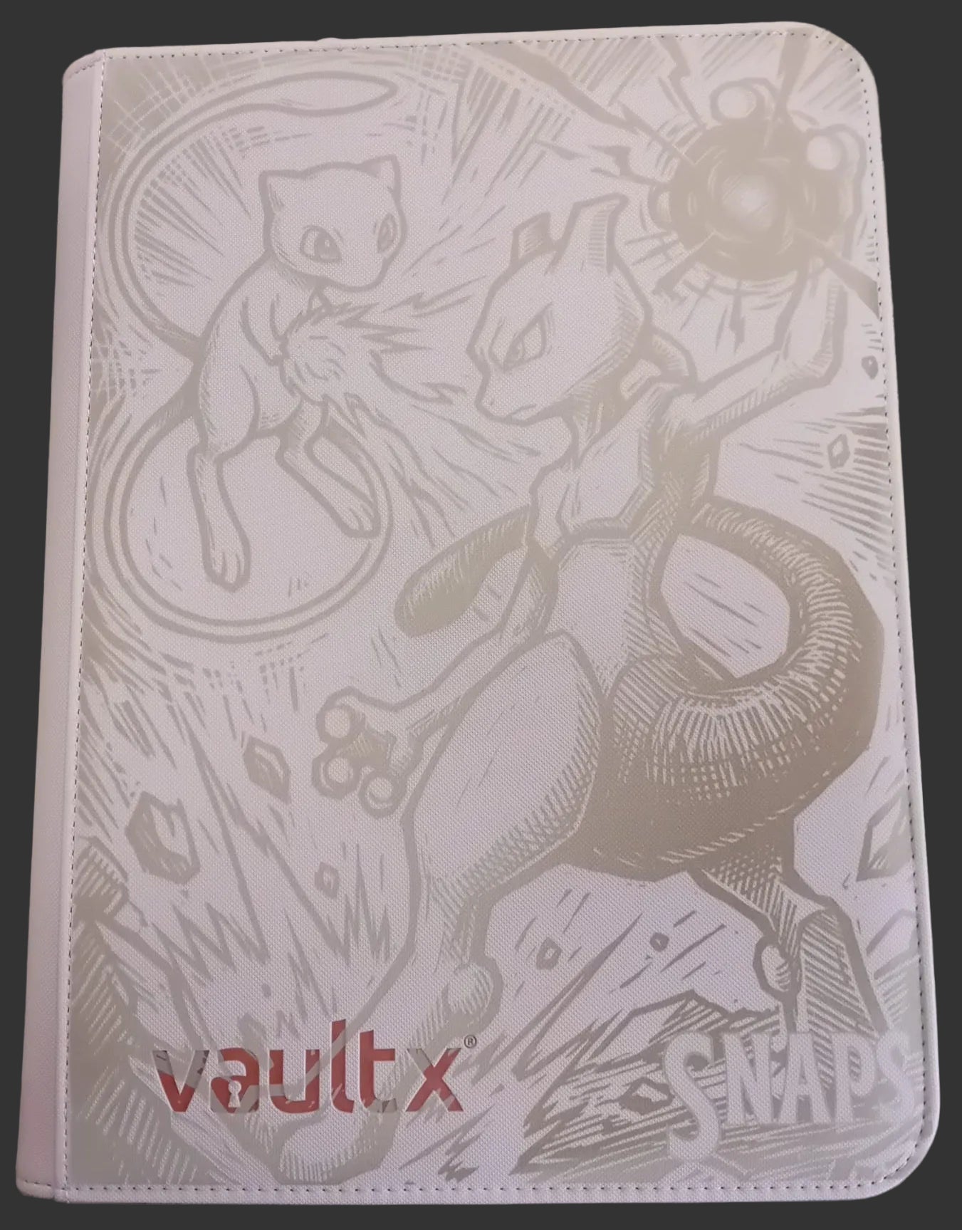 Snaps Custom Vault X 9-Pocket Exo-Tec Zip Trading Card Binder