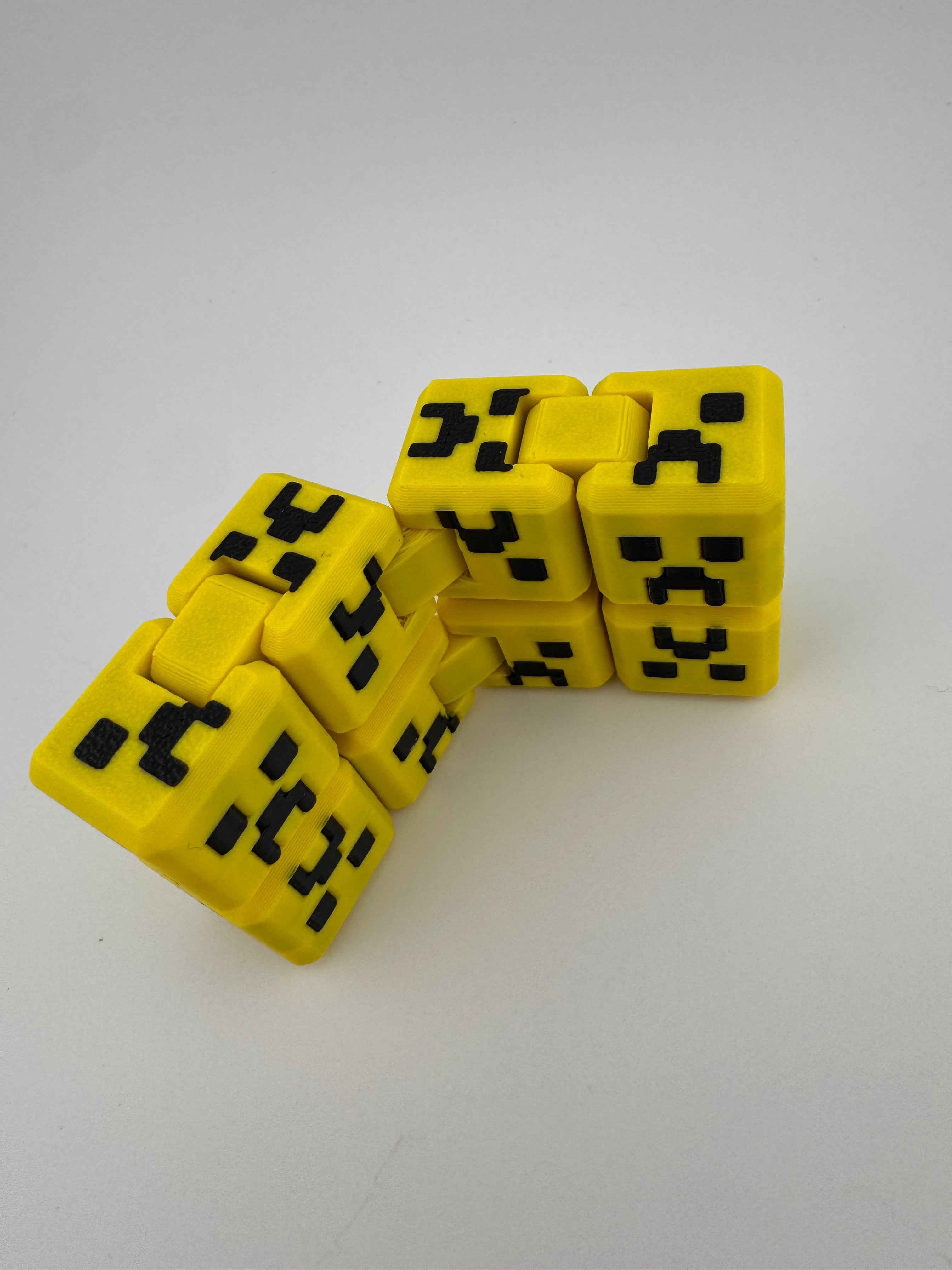 Minecraft inspired infinity cube - creeper style