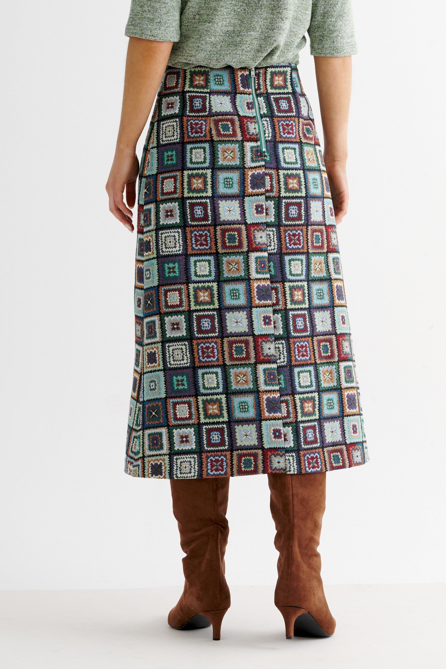 Buffy 70's Patch Jacquard Midi Skirt