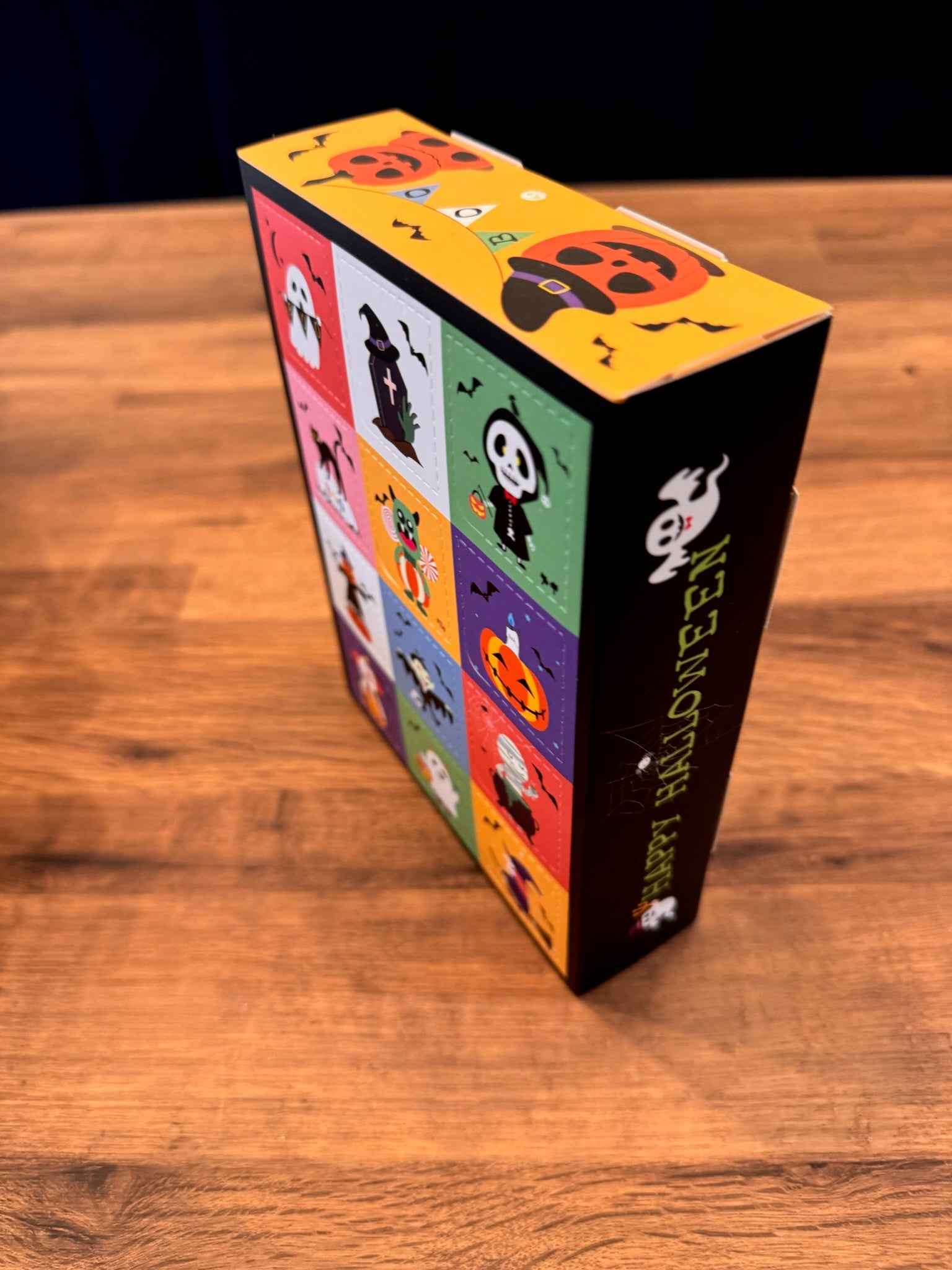 Small fidget Halloween advent calendar - 12 amazing fidgets, Bring Halloween to life!