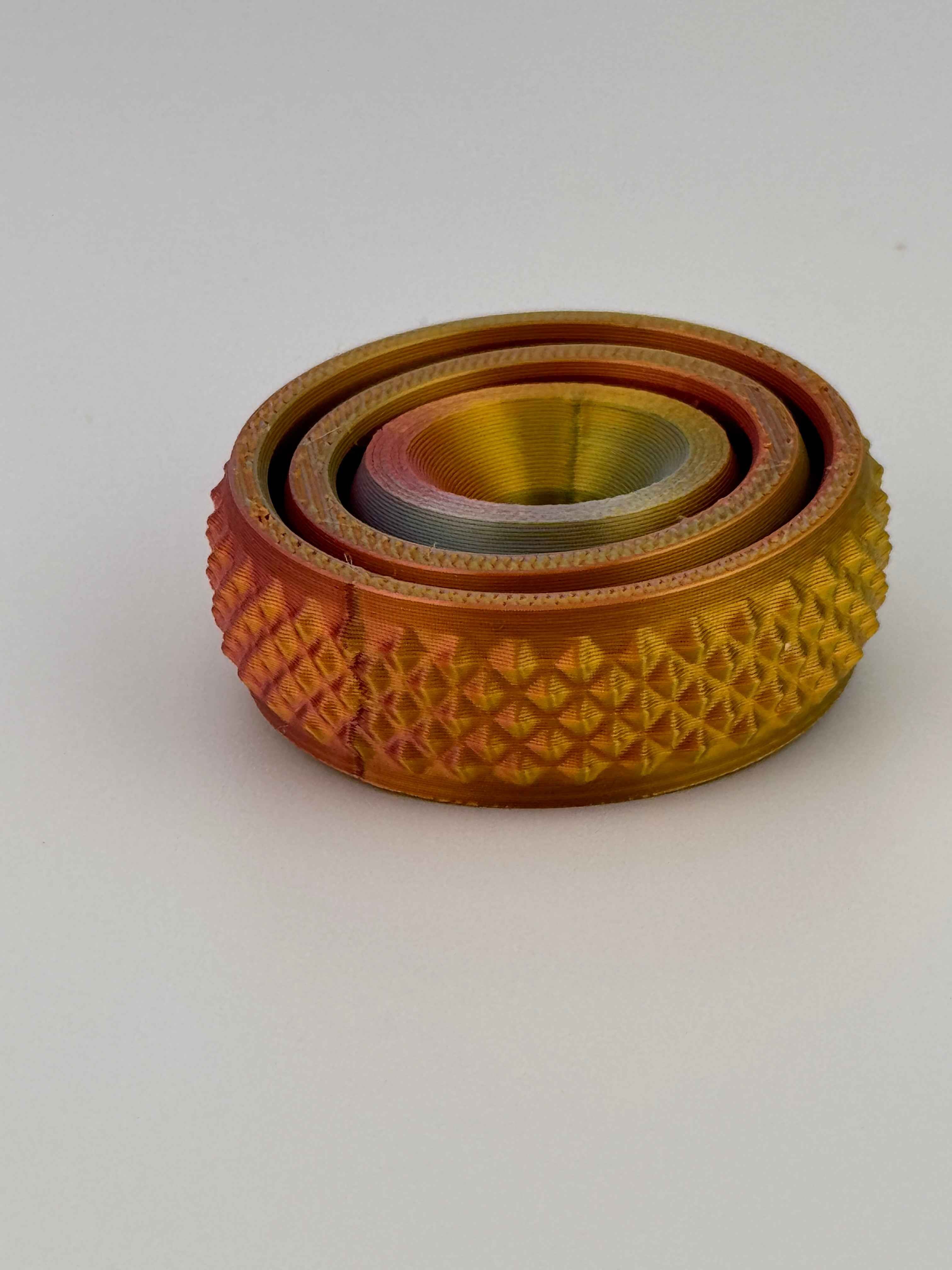 Gyro Fidget - Running rings around you