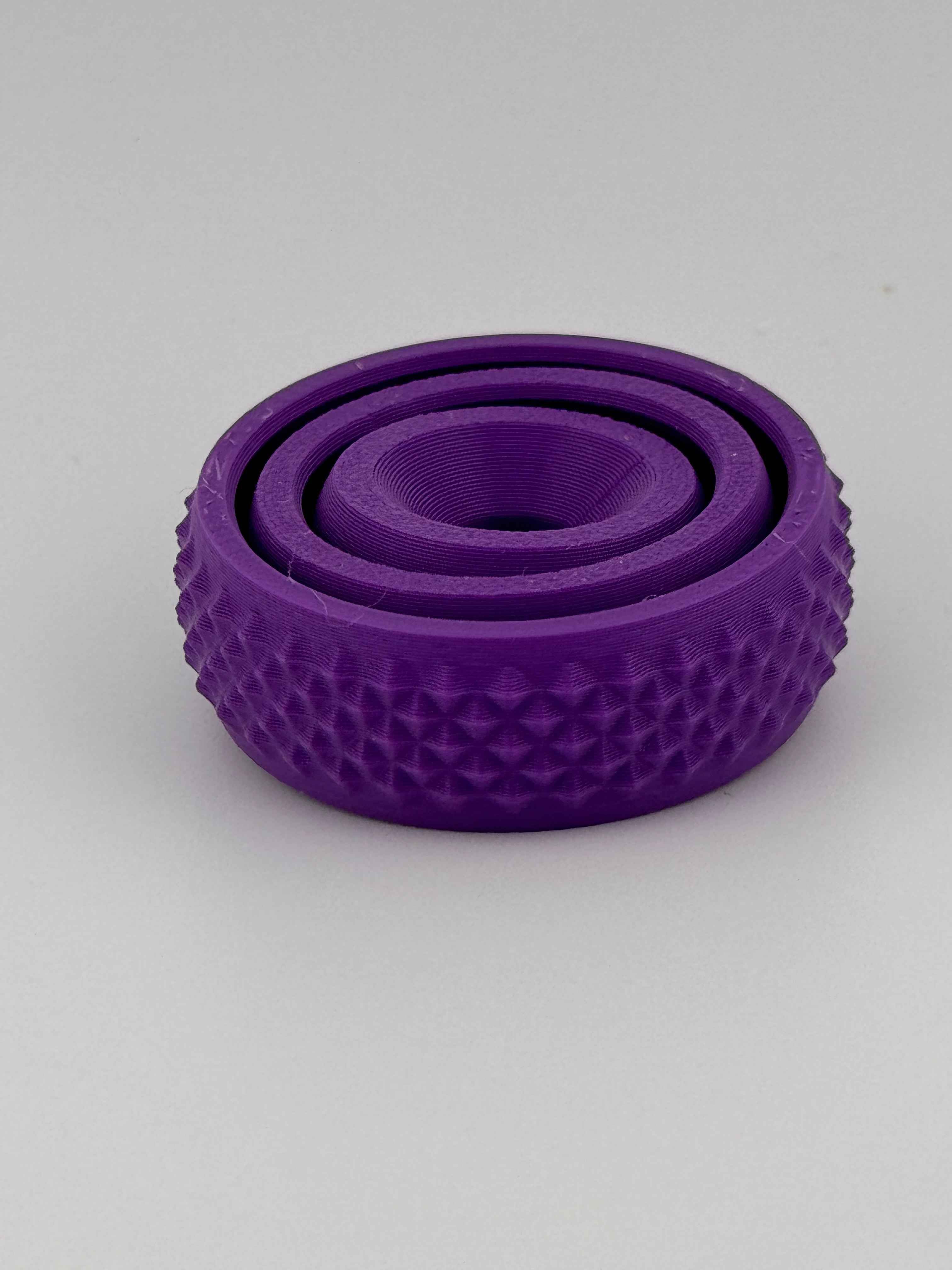Gyro Fidget - Running rings around you