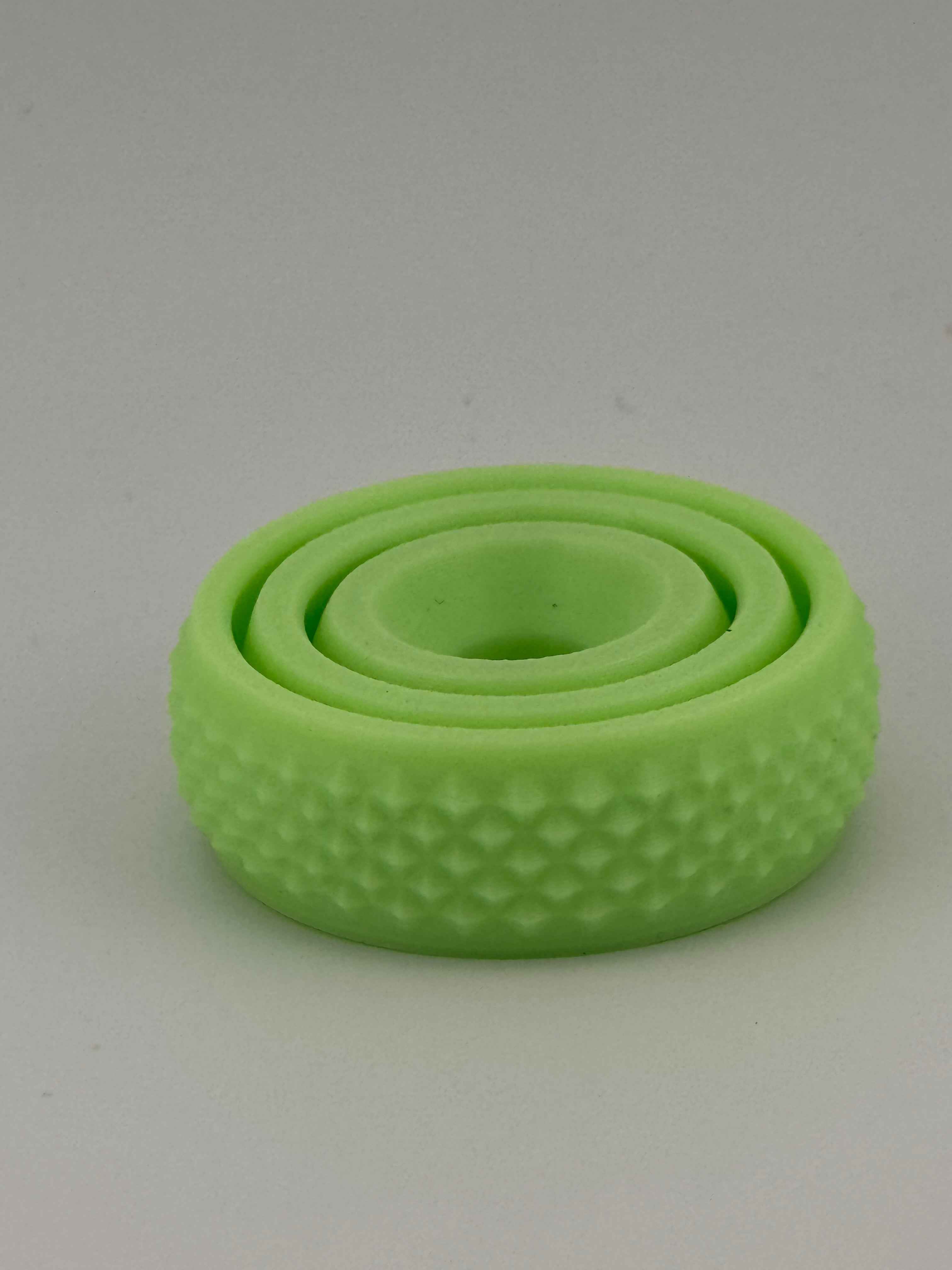 Gyro Fidget - Running rings around you