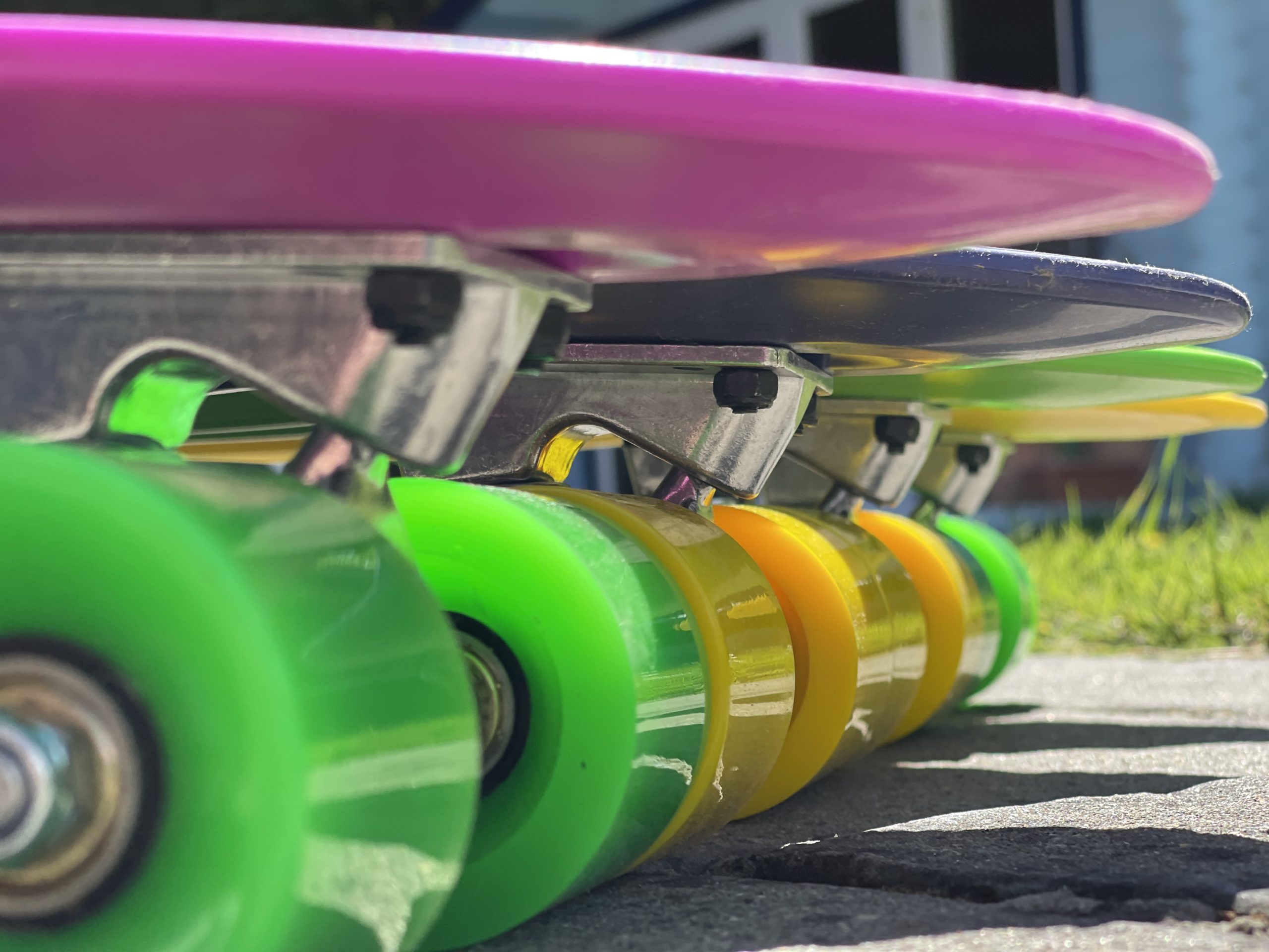 FatStick 22" Mini-Cruiser Skateboard – Recycled Plastic Deck