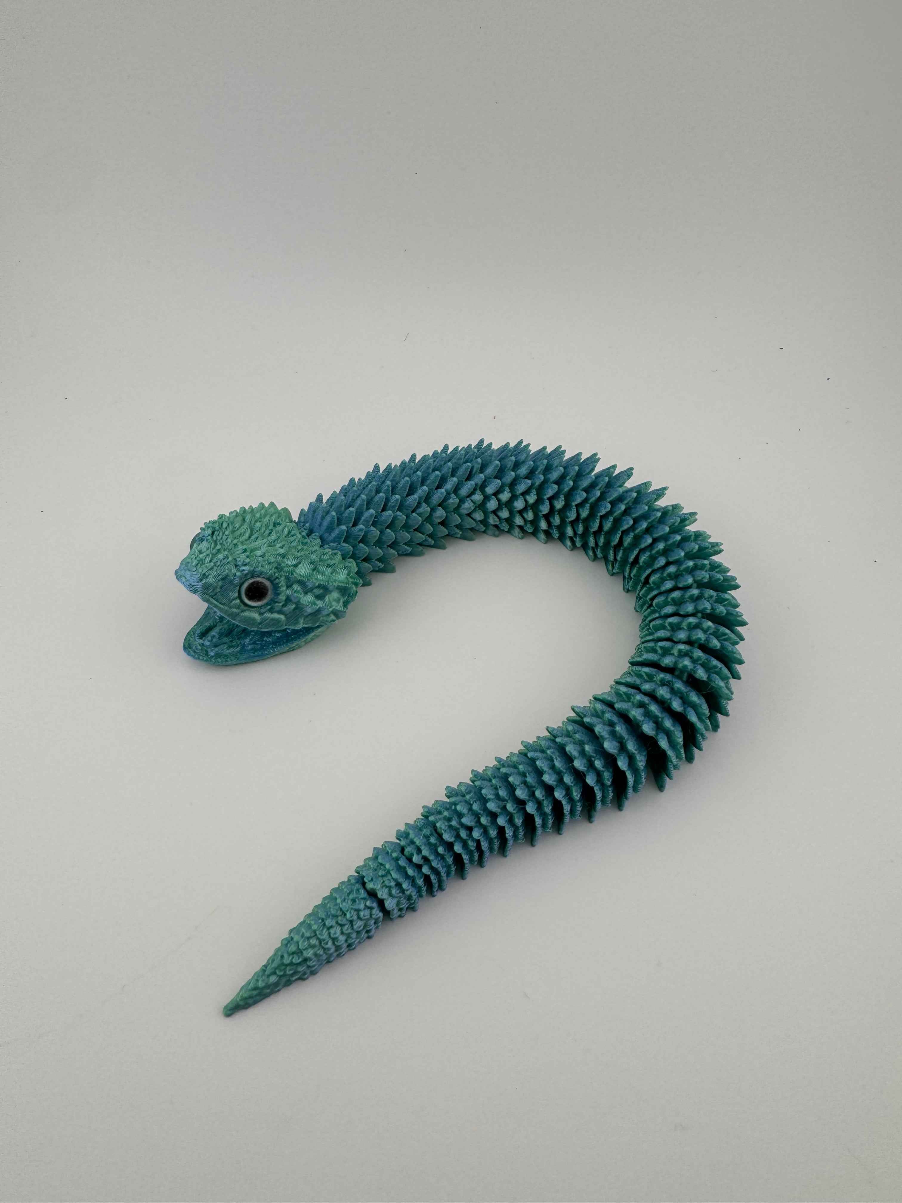 Articulated Snake  - Slither into your hands