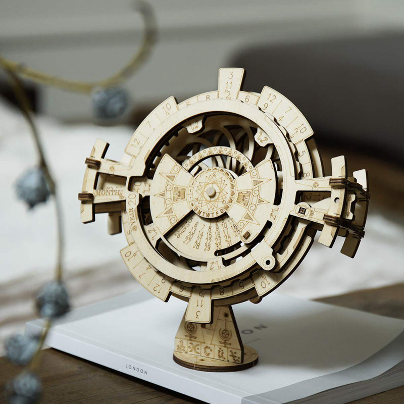 Snaps Perpetual Calendar – DIY 3D Wooden Puzzle Mechanical Desk Decor
