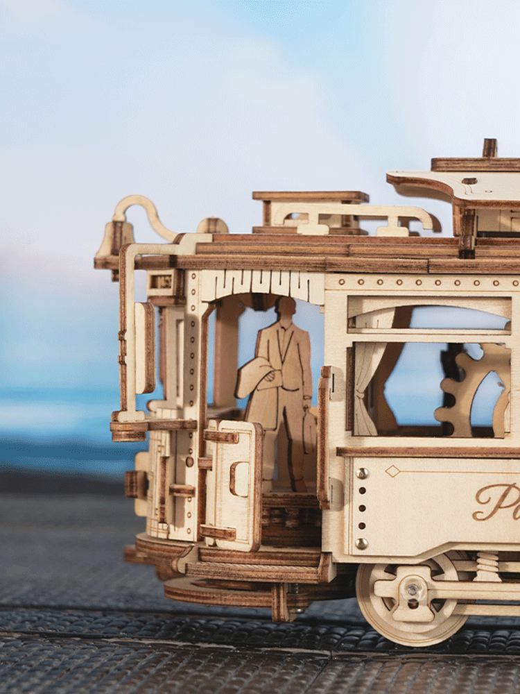 Snaps City Tram 28 Lisbon Model Kit – 3D Wooden Mechanical Puzzle