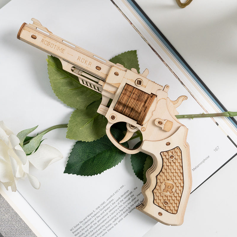Snaps Corsac M60 Wooden Model Kit – DIY Rubber Band Gun Puzzle