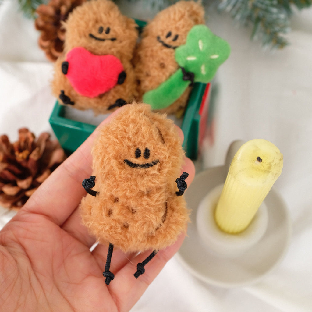 Mini Peanut Plush Keychain – Cute Smiling Bag Charm by Fickle Plan