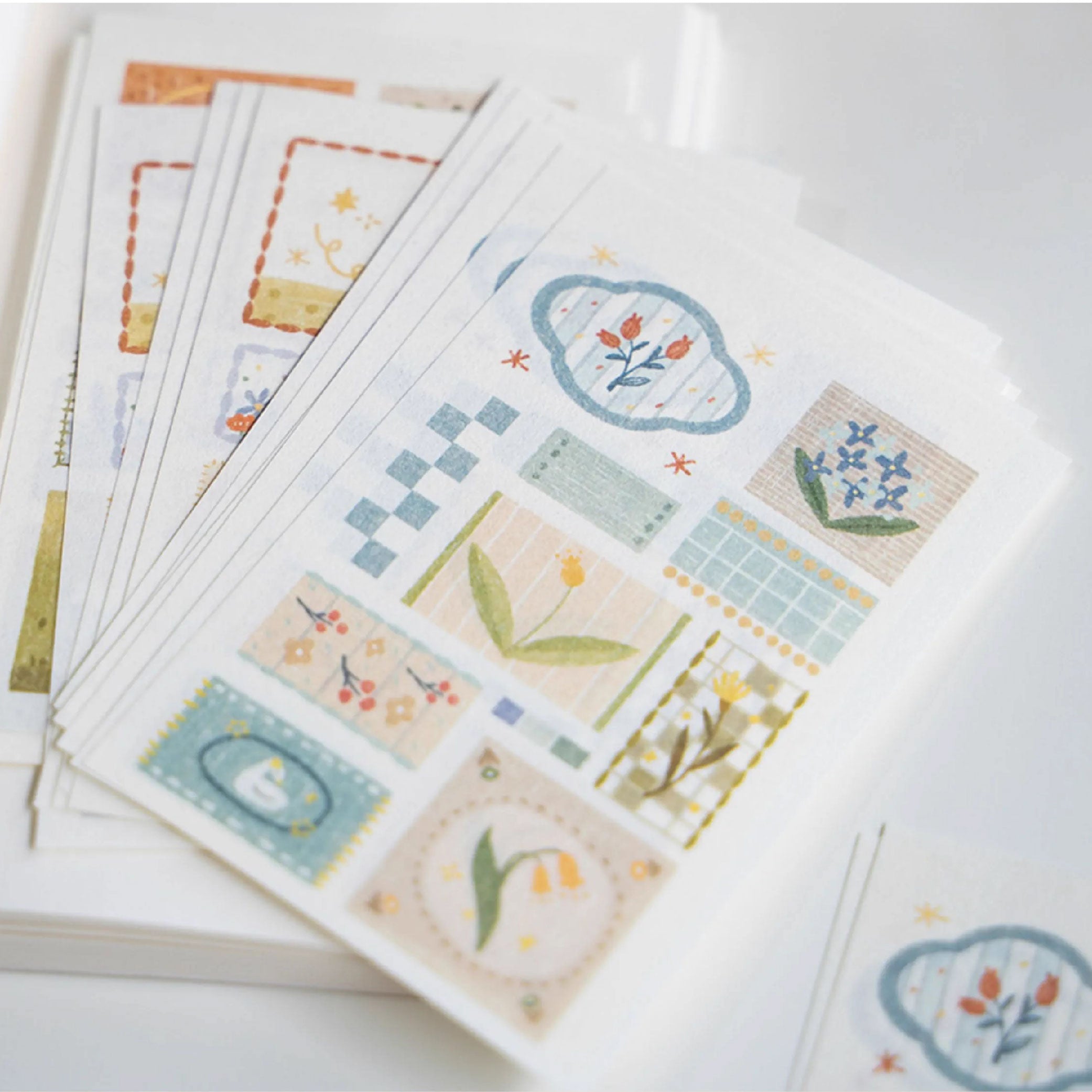 LuLuFun Studio Patchwork Scrapbook Decorative Paper and Paper Clips Set