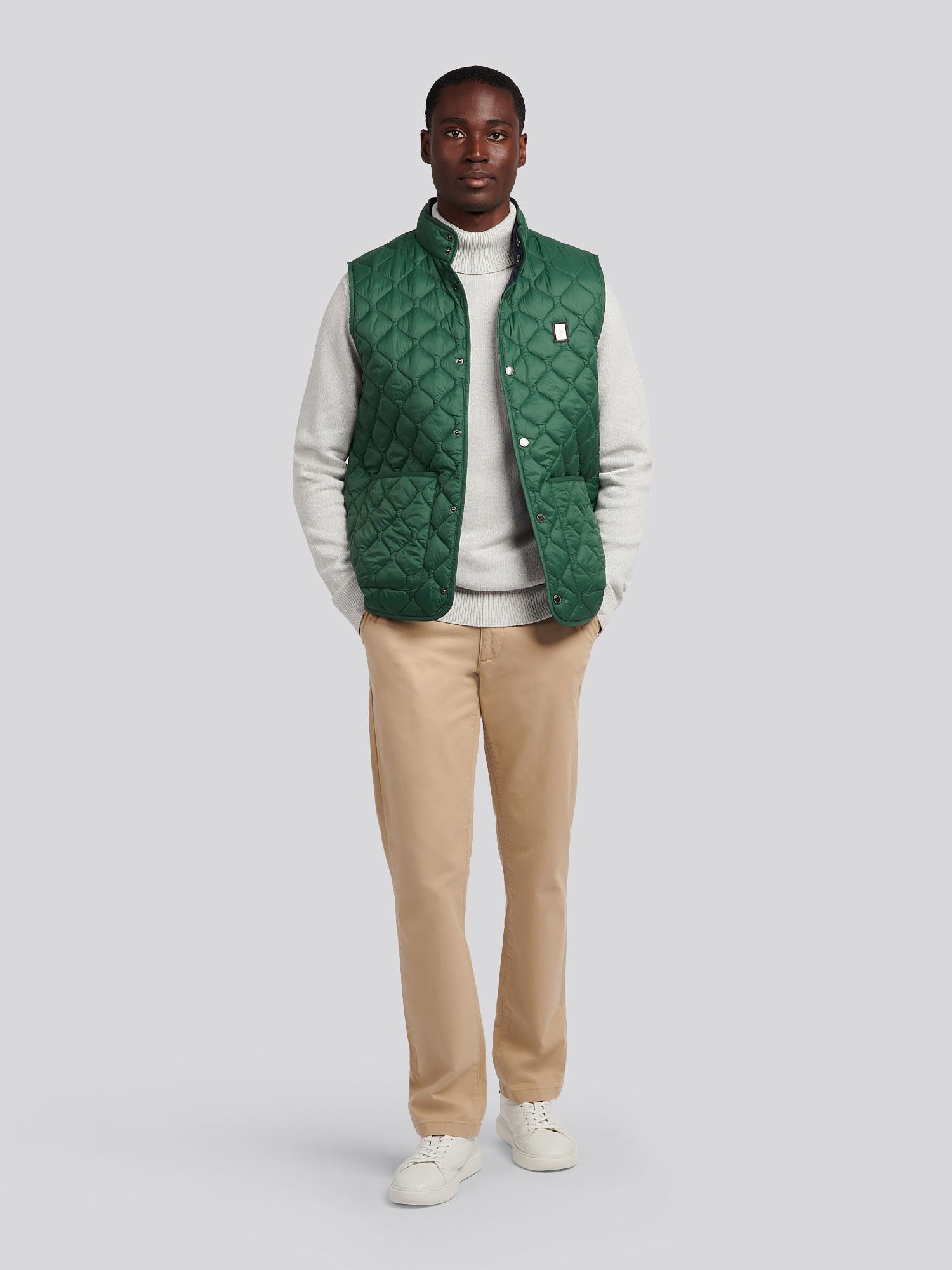 Mens Onion Quilt Lightweight Gilet Pineneedle
