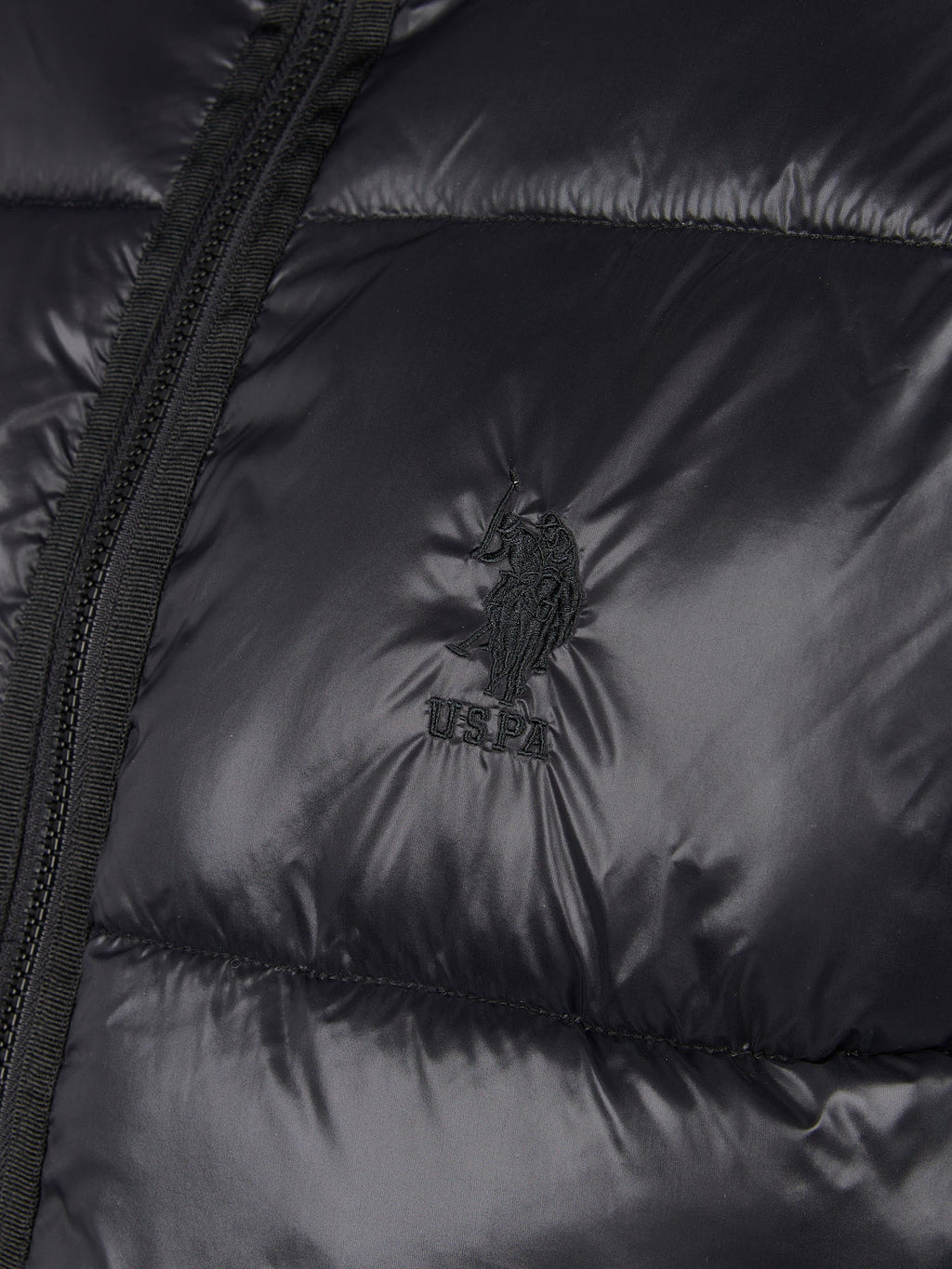 Mens High Shine Heavyweight Quilted Jacket in Black