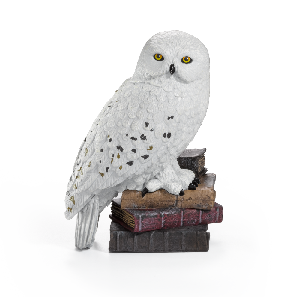 Harry Potter Hedwig Magical Creatures Figurine – Noble Collection