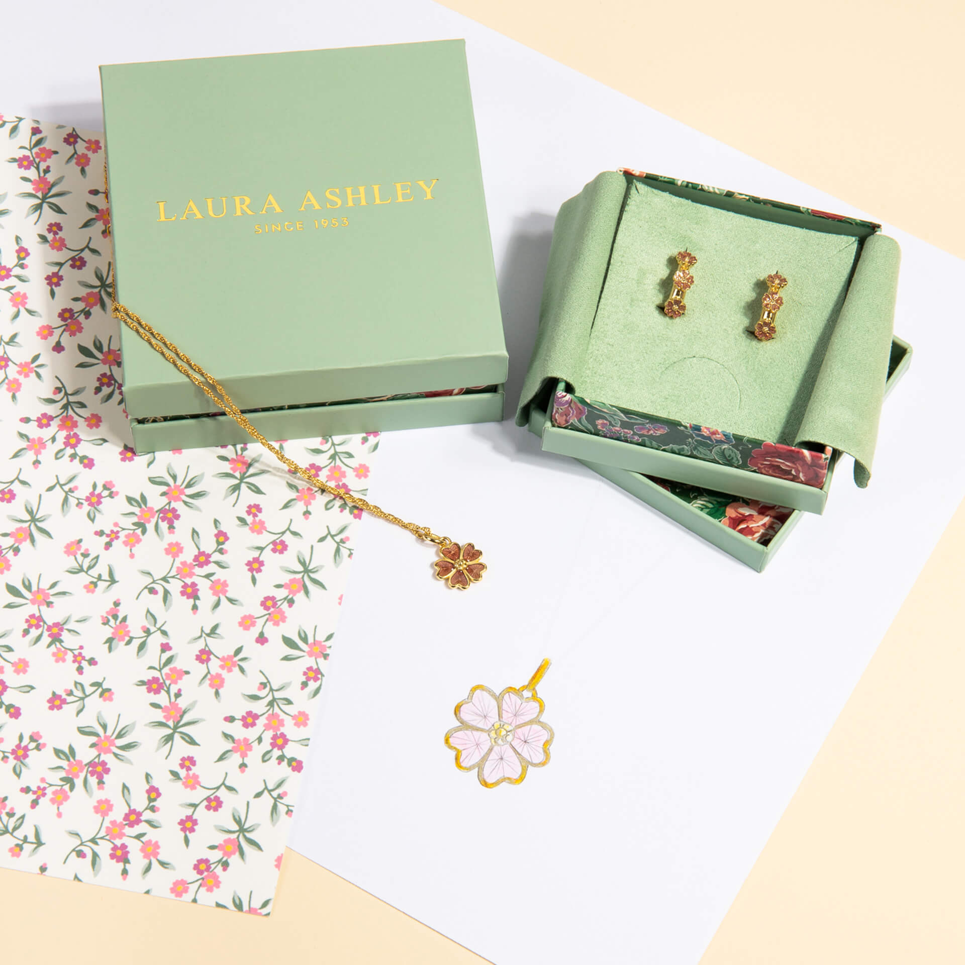 Laura Ashley Riverly Ditsy Flower Necklace | Gold Plated Silver