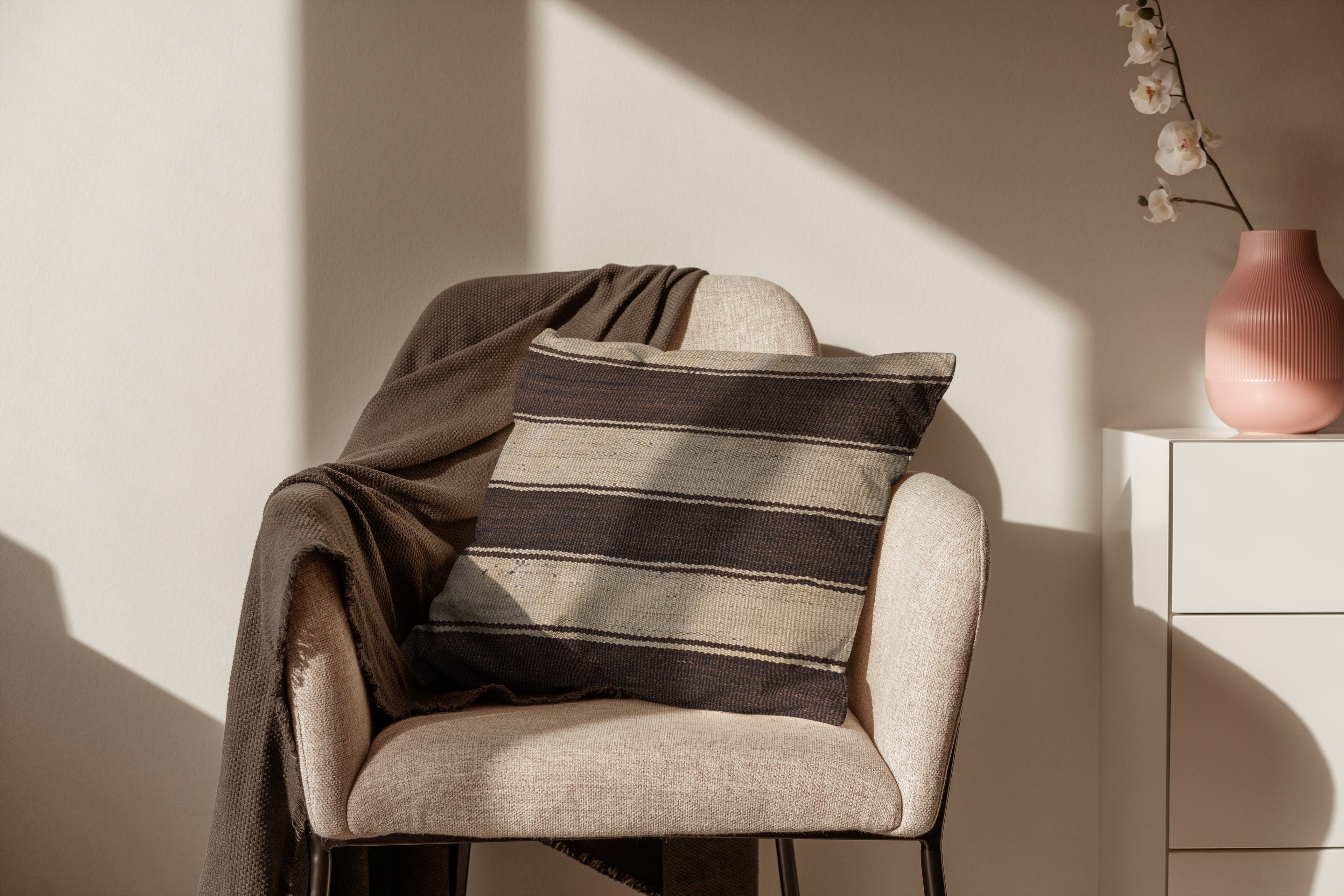 Turkish Kilim Vintage Cushion Cover - 40 x 40 cm