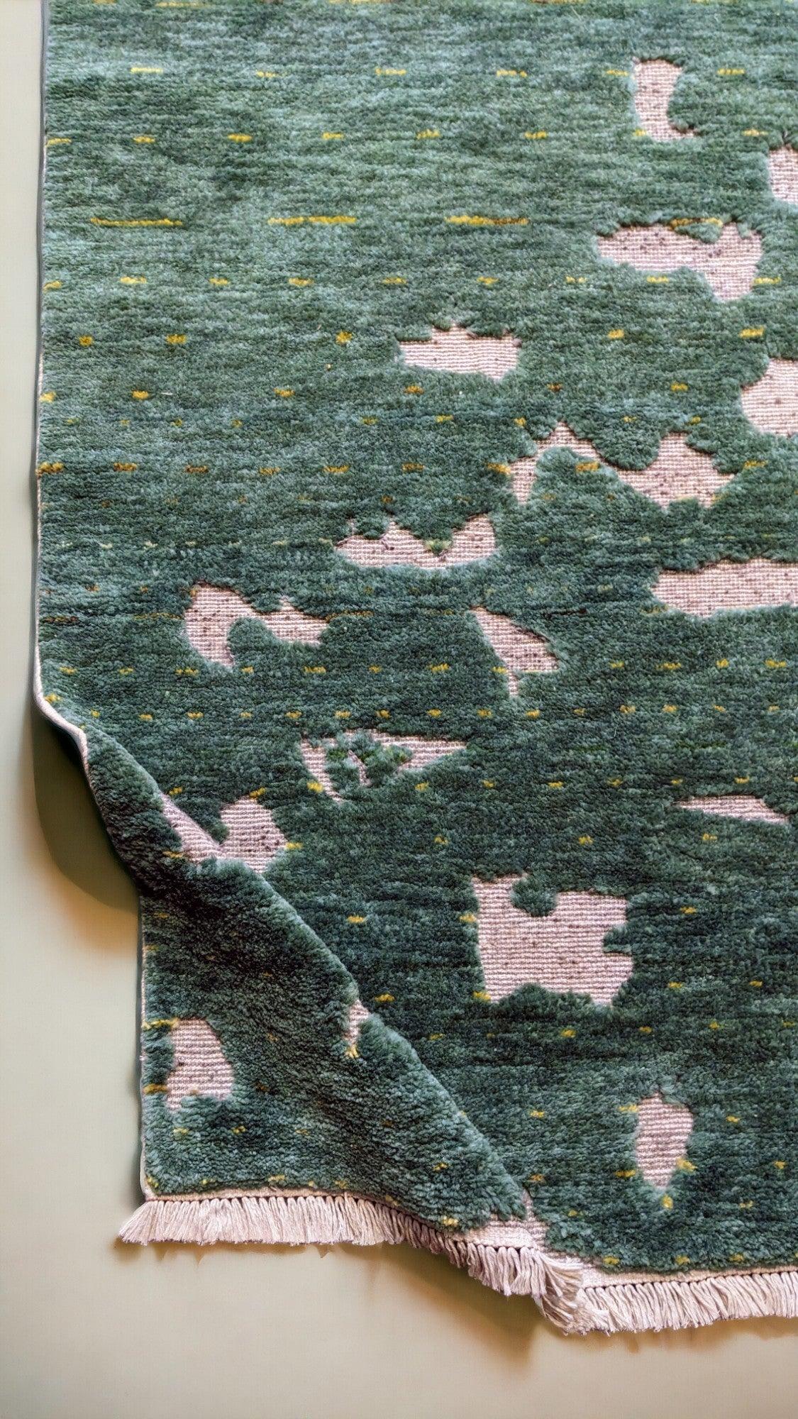 Agra Hand Knotted Rug - 253 x 159 cm