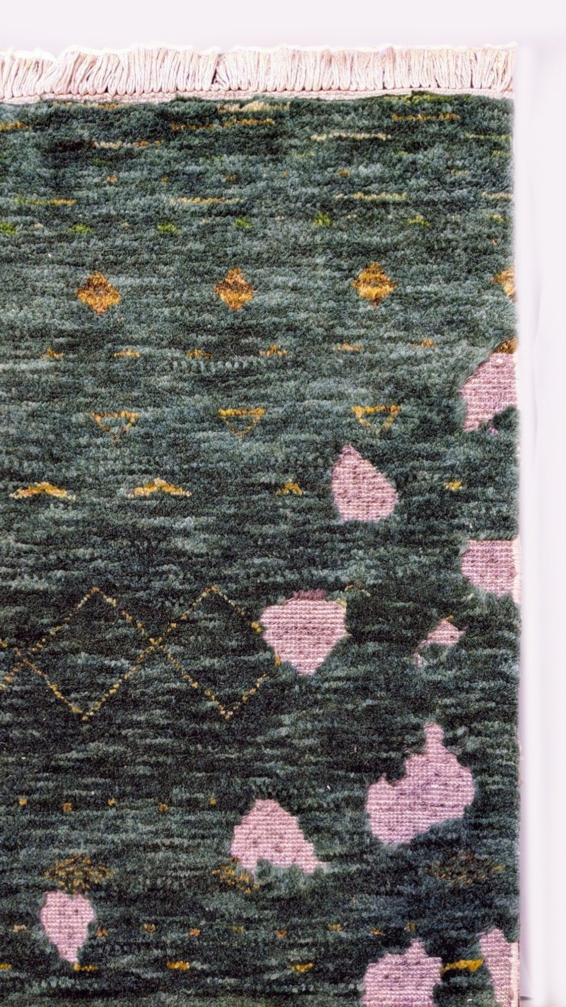 Agra Hand Knotted Rug - 253 x 159 cm