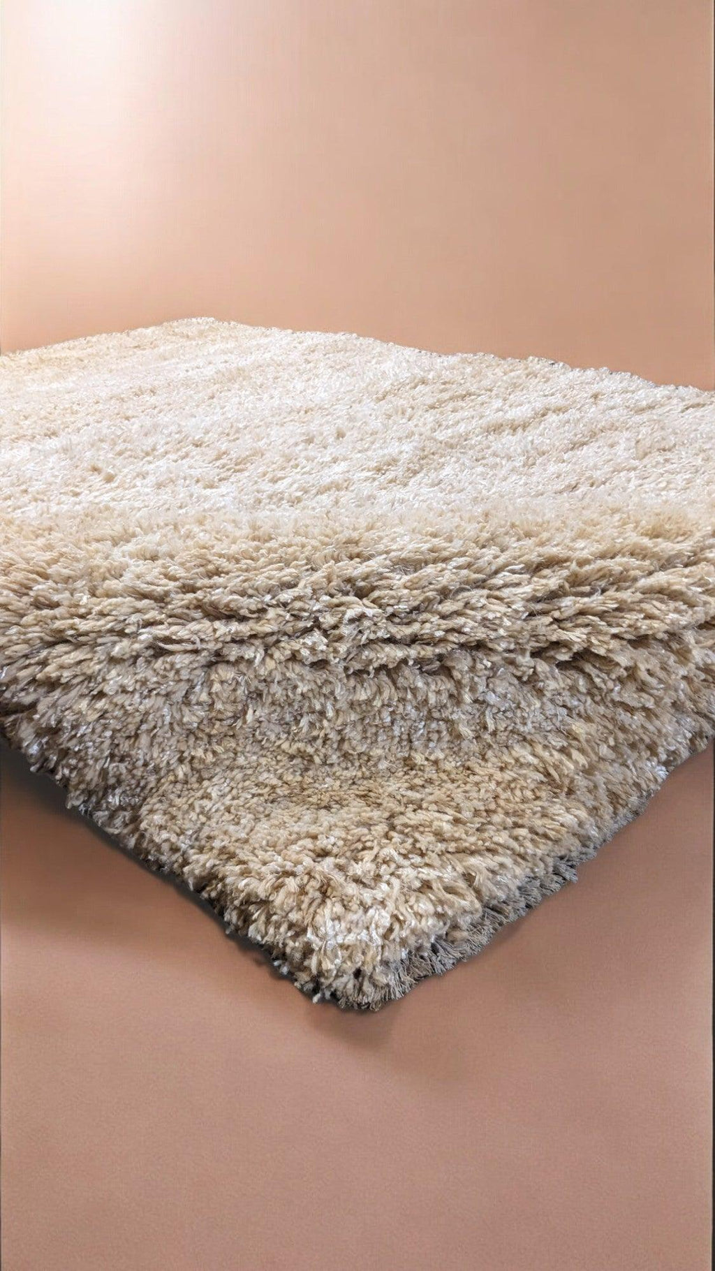 Axiom Shaggy Hand Knotted Rug - 275 x 196 cm