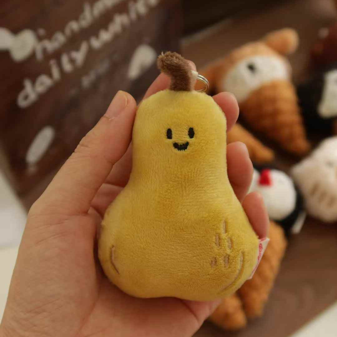 LuLuFun Studio Pear Plush Bag Charm – Cute Soft Fruit Keychain Accessory