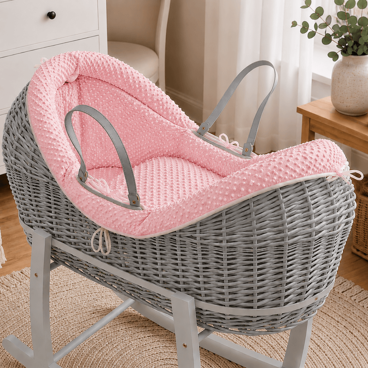 For Your Little One Wicker Deluxe Pod Moses Basket with Rocking Stand