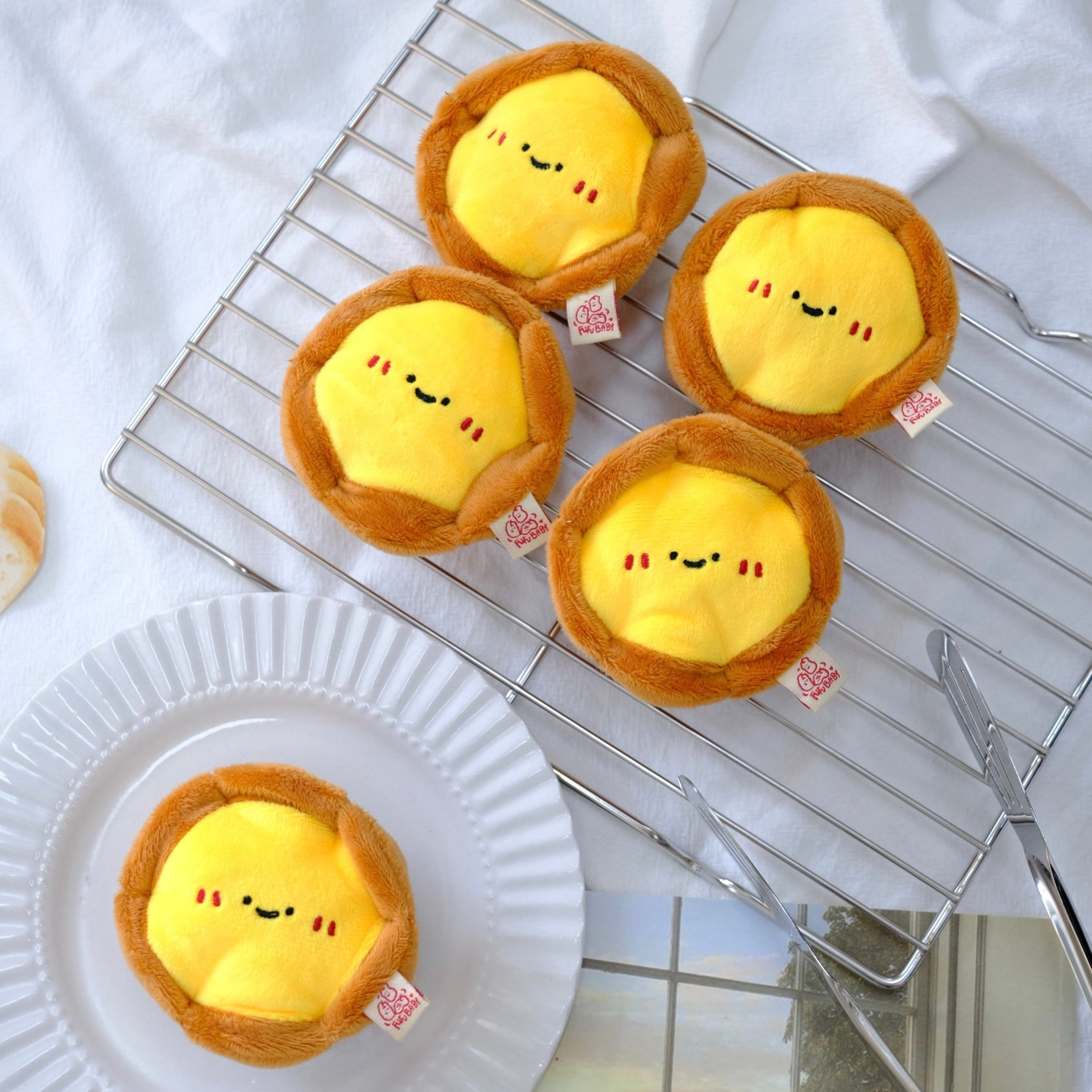 Tart Bread Plush Toy – Kawaii Stuffed Food Collectible by LuLuFun Studio