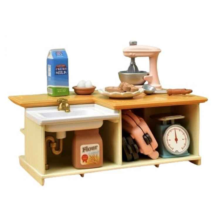 Sylvanian Families Kitchen Island Playset with Waffle & Doughnut Maker