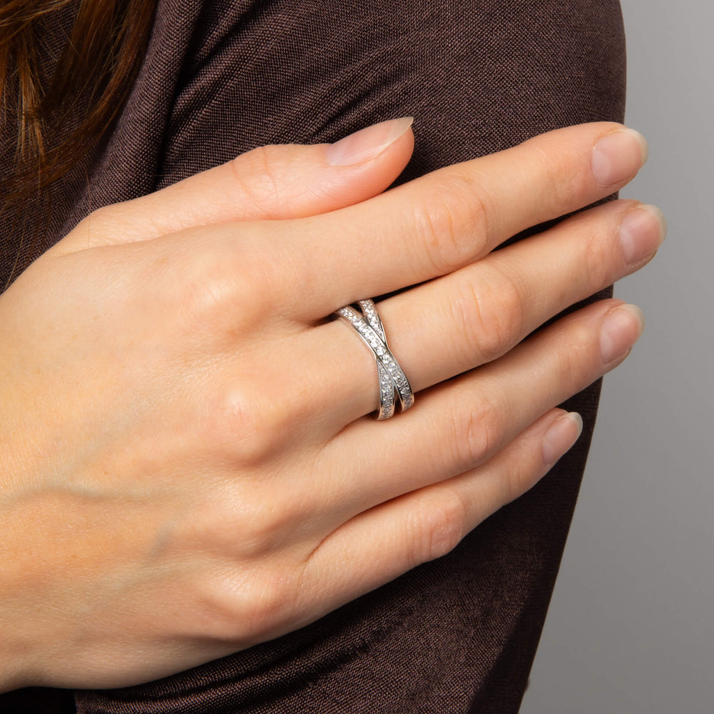 Gecko Jewellery Zirconia Criss Cross Ring in Sterling Silver