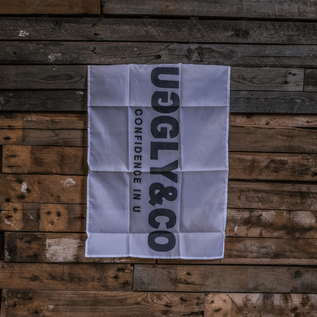 Uggly&Co Paddock Flag | Motorsport Racing Banner - White and Black