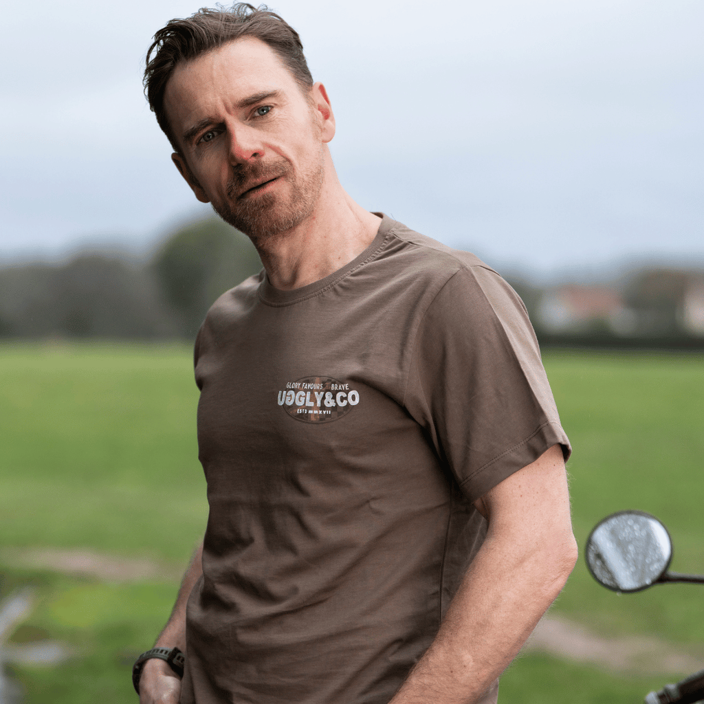 Uggly and Co Brown Union Jack Tee – Vintage Cotton Racing Graphic T-Shirt