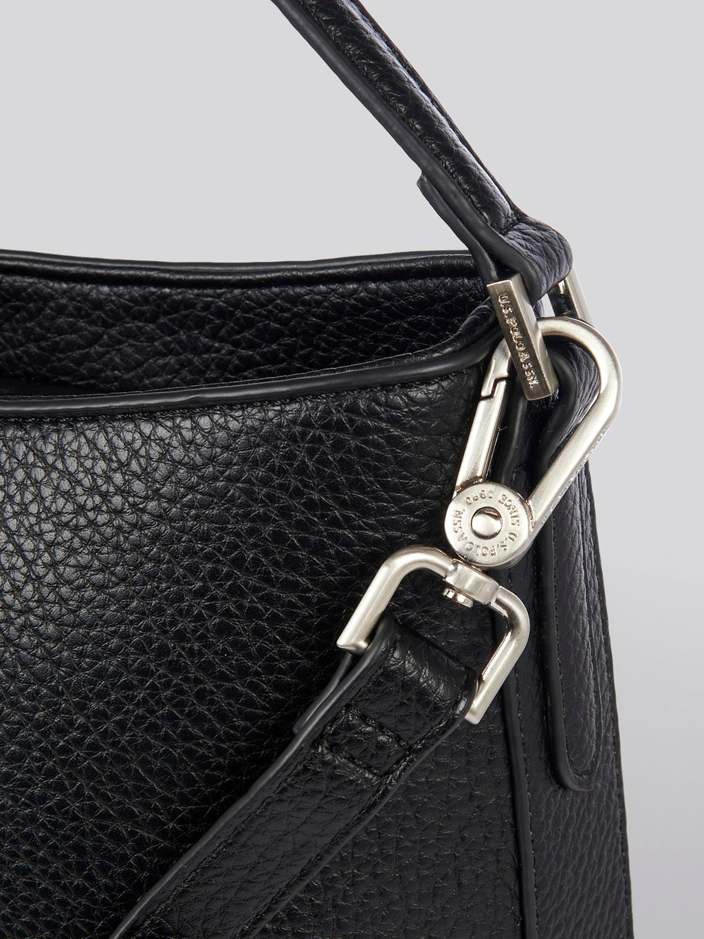 U.S. Polo Assn. Womens Breezy Hobo Bag in Black