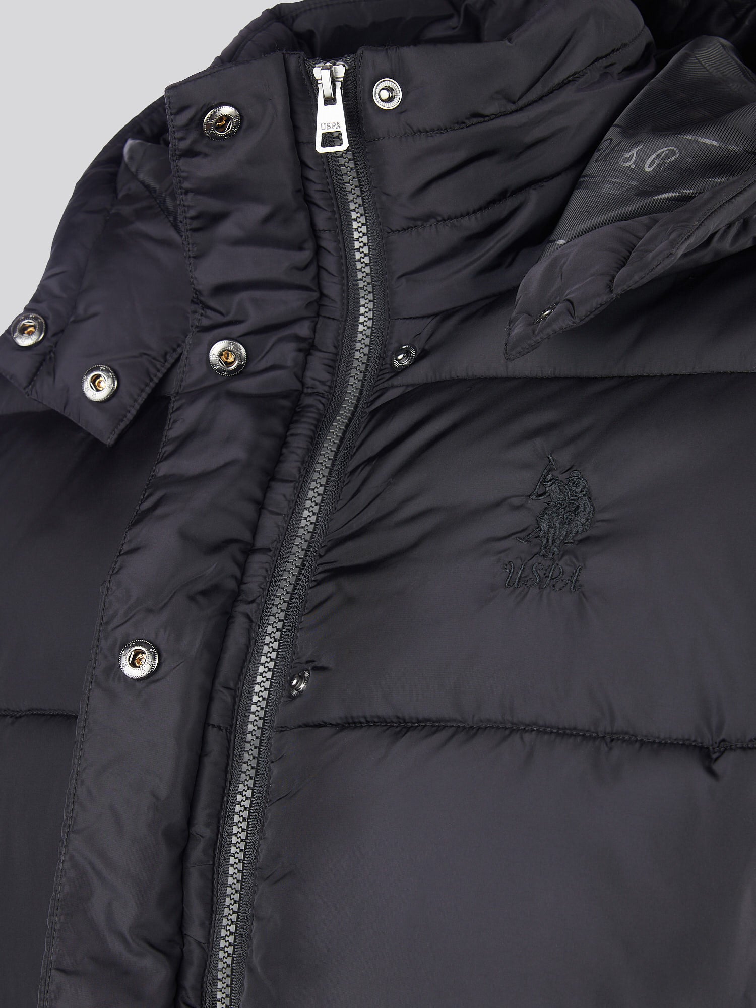 Womens Sateen Puffer Jacket in Black