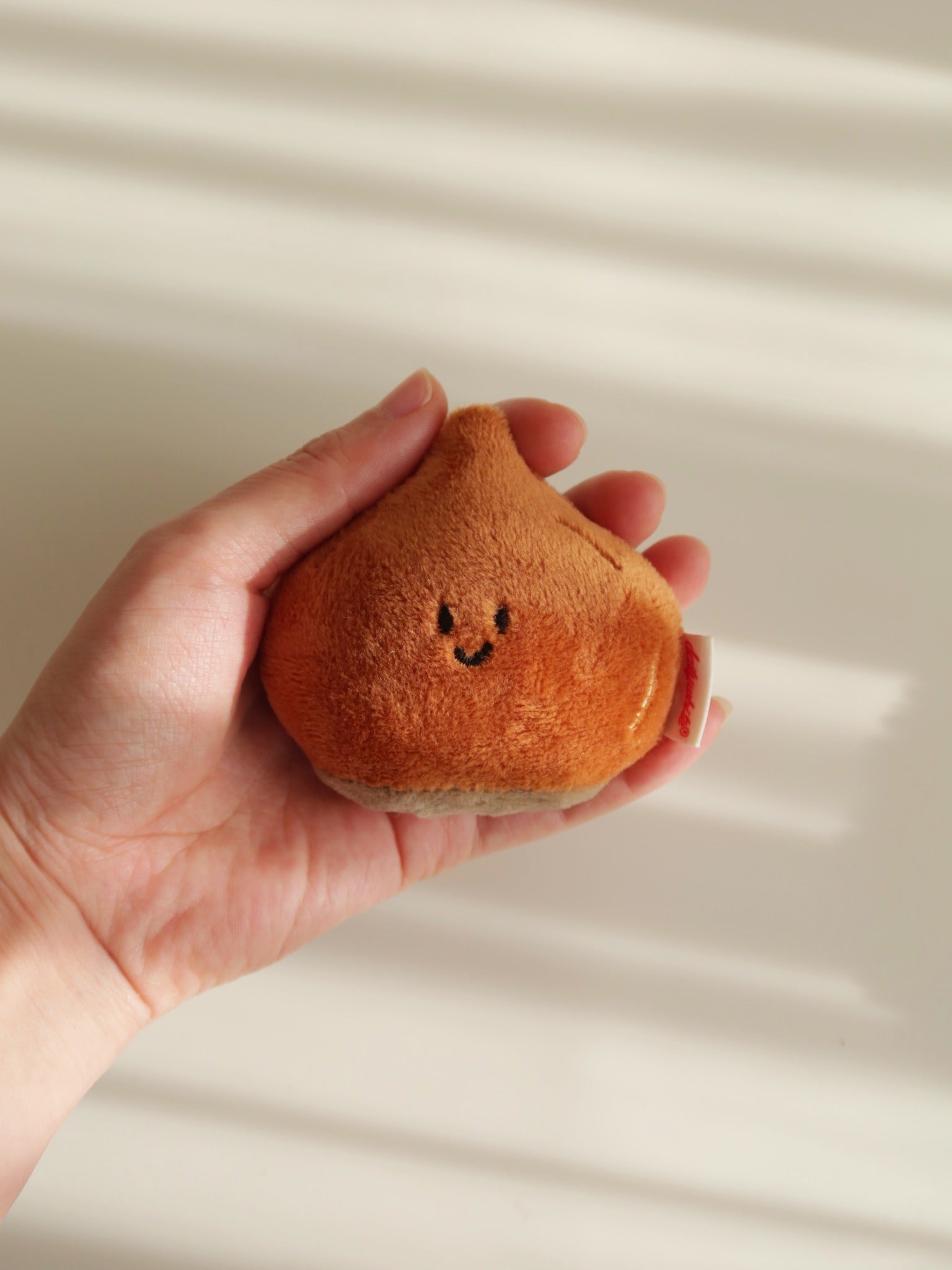 LuLuFun Studio Chestnut Plush Bag Charm – Soft Brown Kawaii Keychain