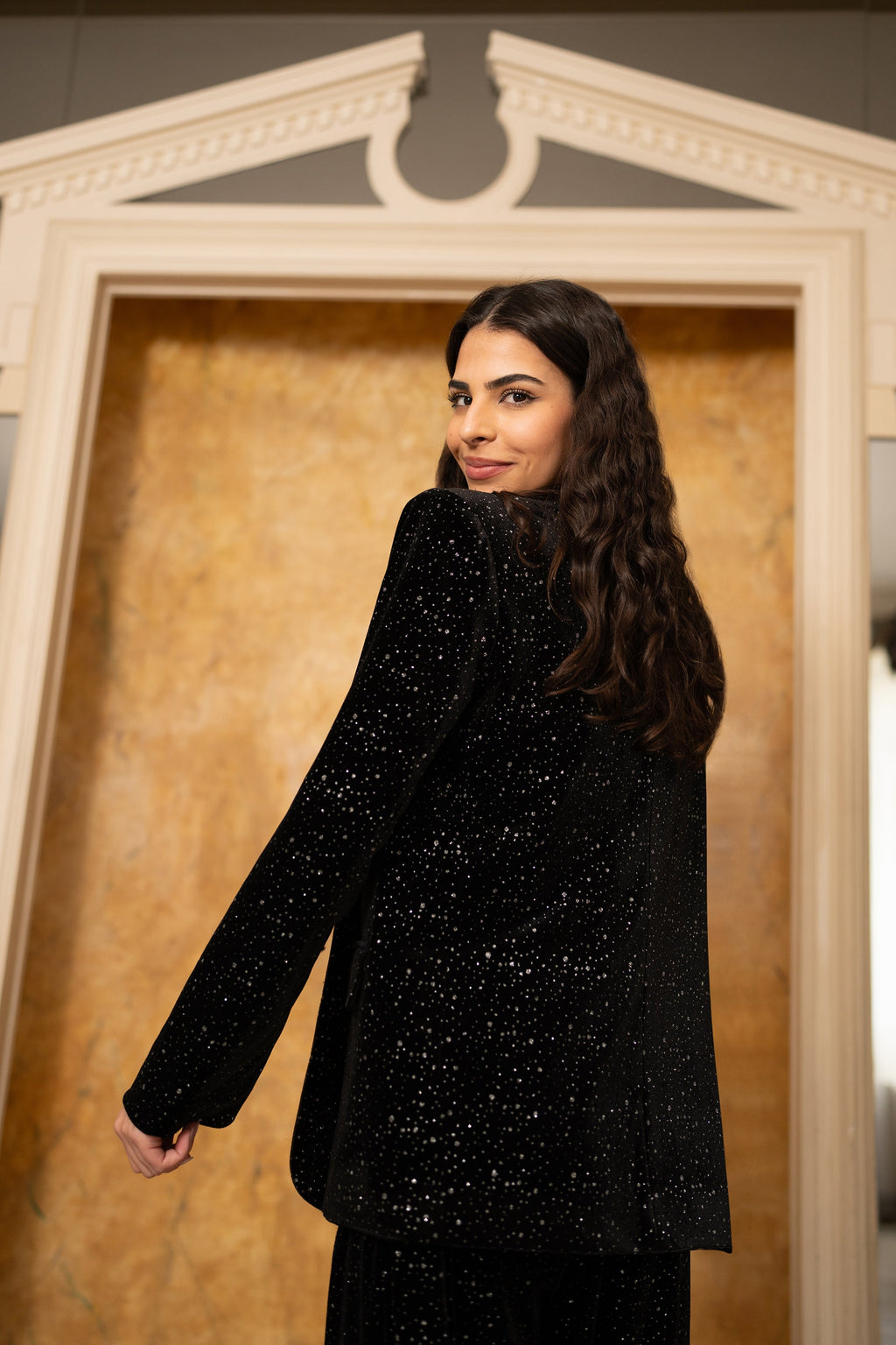 Yumi Black Velvet Sparkle Oversize Blazer