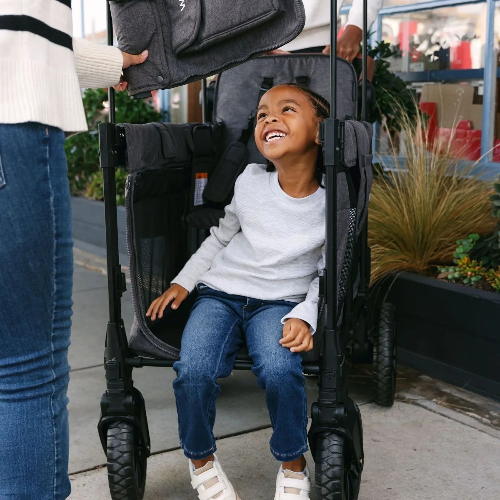 Wonderfold W2 Luxe Pro Stroller Wagon - Jet Black