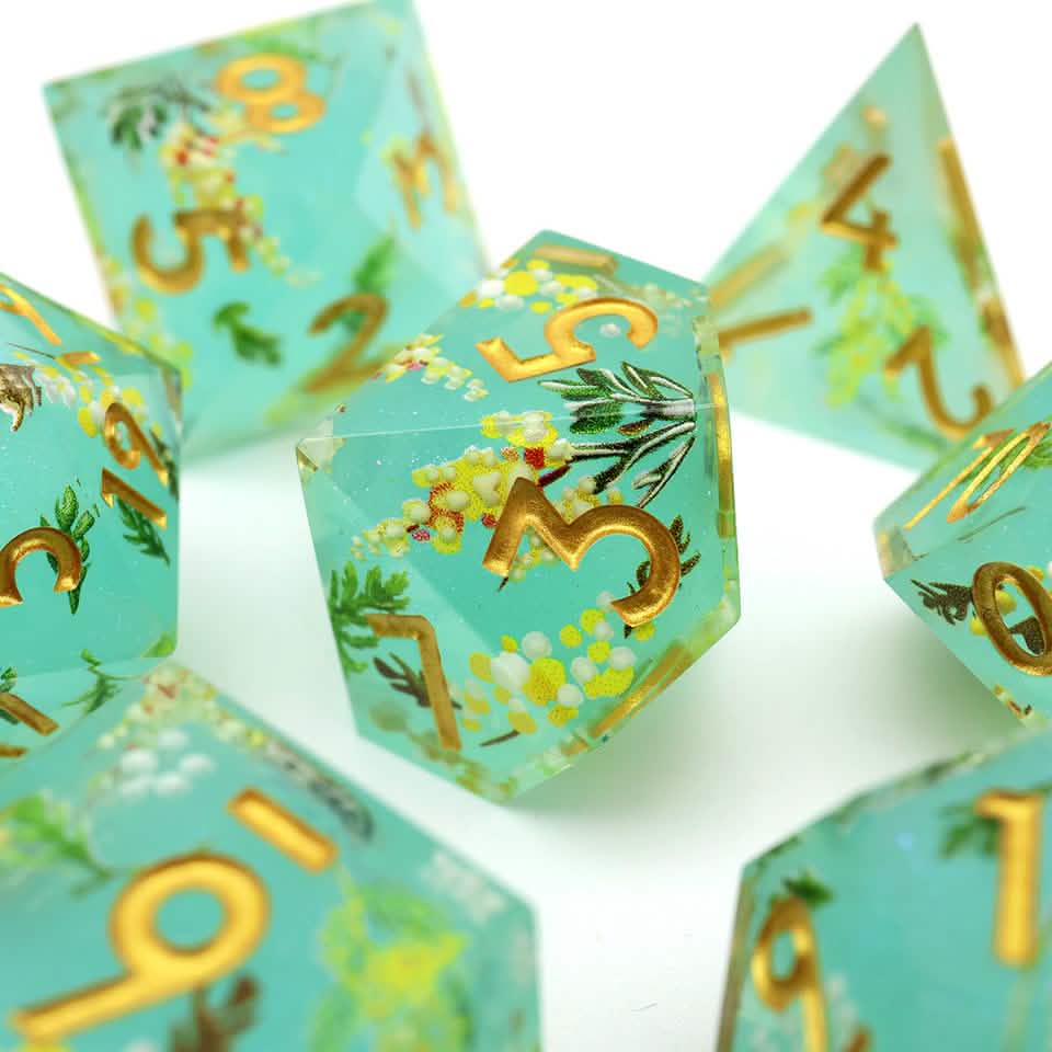 Summer Court | Sharp Edge Dice | Resin | 7 Piece Set