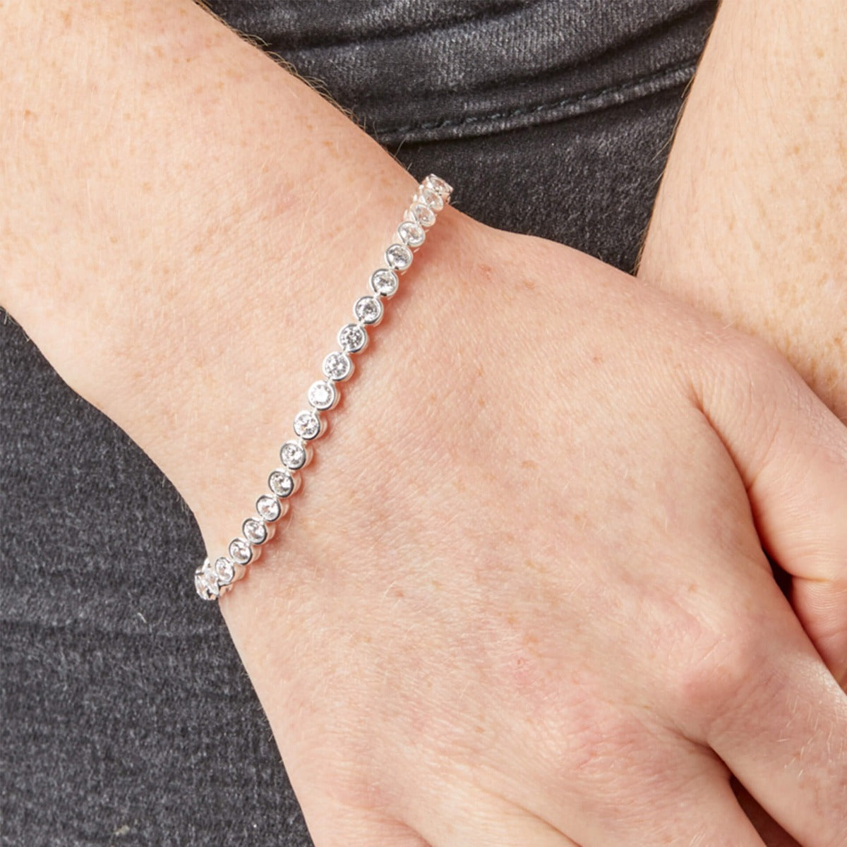 Gecko Jewellery Sterling Silver Cubic Zirconia Tennis Bracelet – 19cm