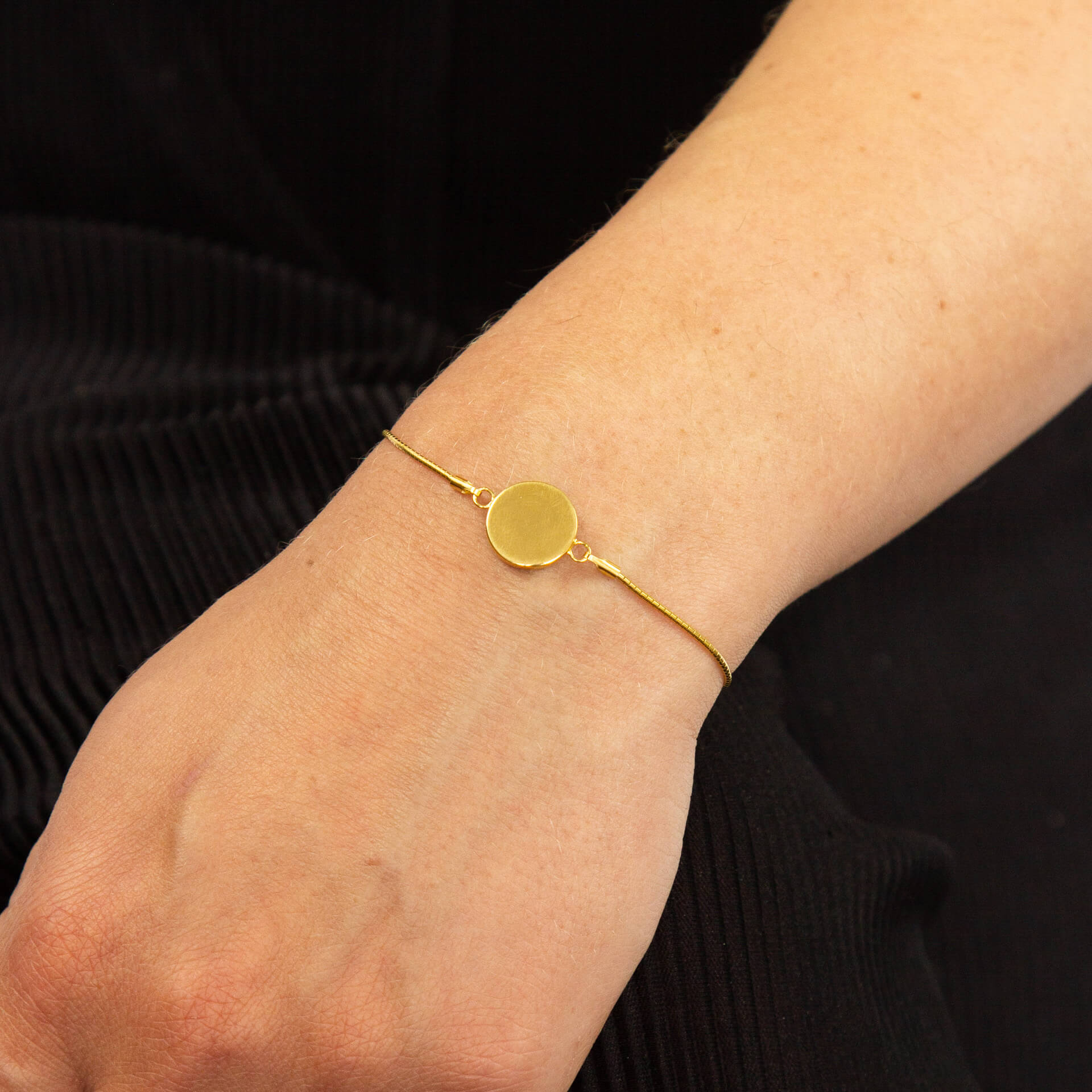 Gecko Jewellery Sterling Silver Disc Toggle Bracelet - Engravable Gift