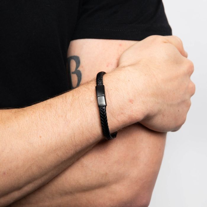 Gecko Jewellery Black Plaited Leather Bracelet with Black IP Sections