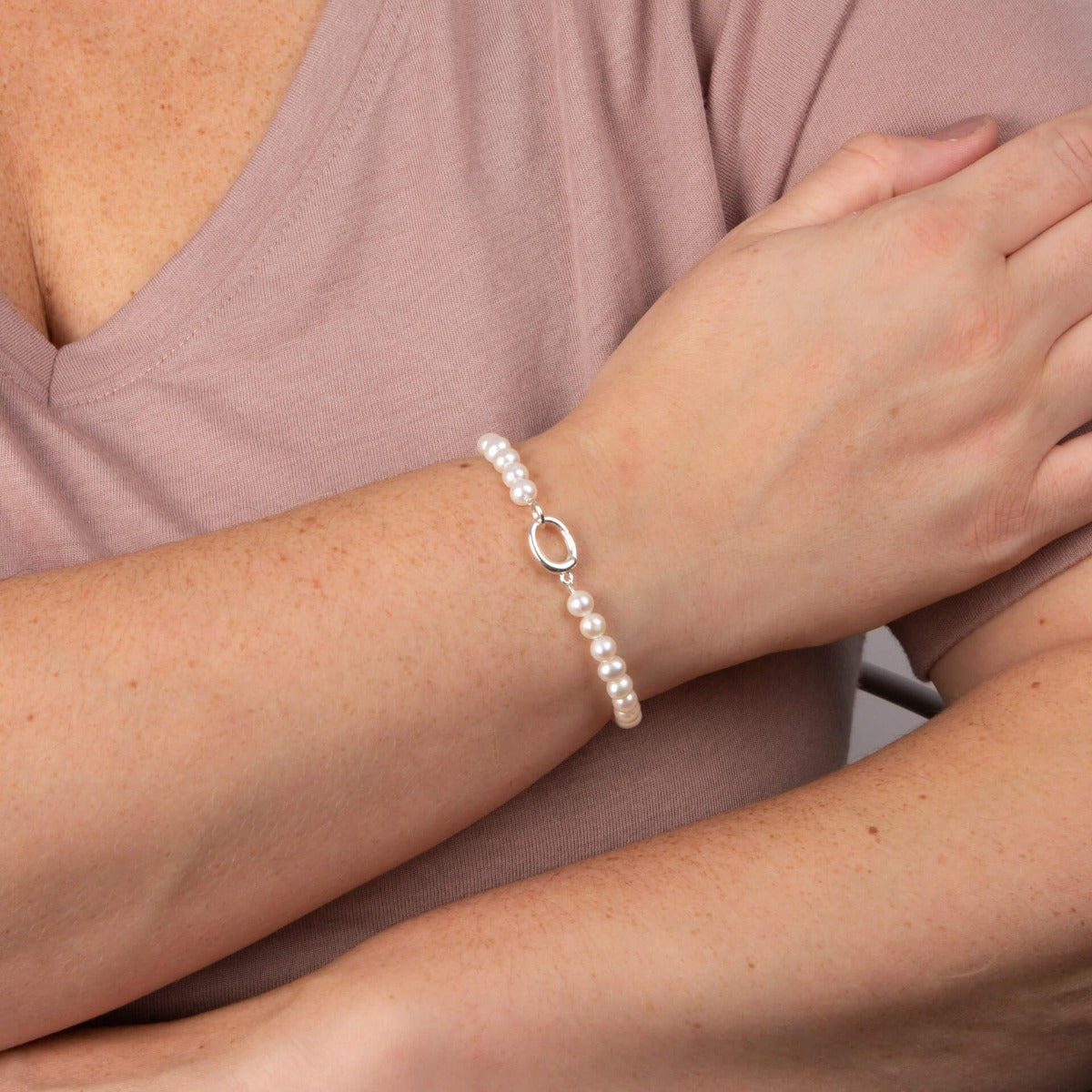 Gecko Jewellery White Pearl Charm Bracelet in Recycled Sterling Silver