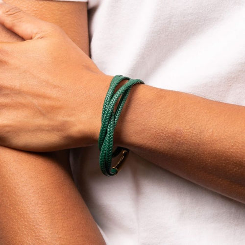Gecko Jewellery – Multi Row Green Leather Wrap Bracelet with Gold Clasp