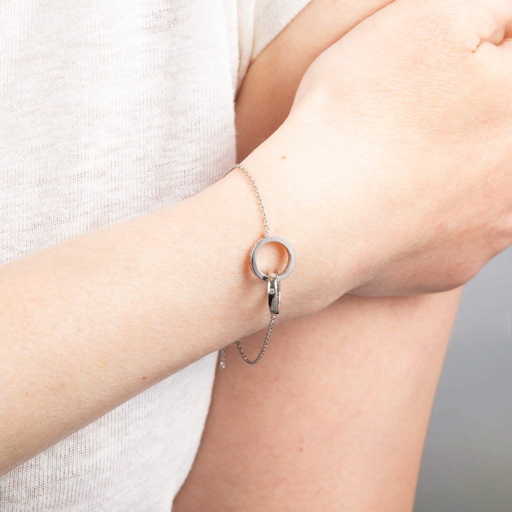 Diamonfire Interlocking Rings Bracelet | Sterling Silver Zirconia