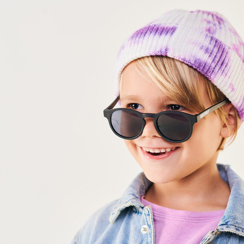 Babiators Polarised Keyhole Kids Sunglasses – Jet Black Smoke