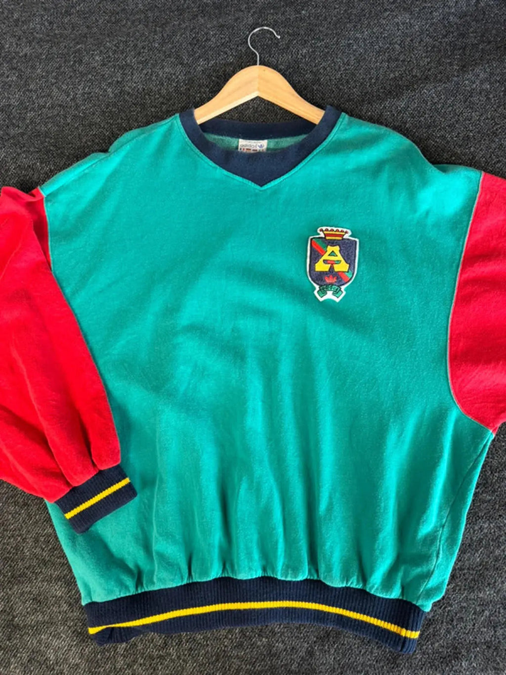 Adidas 80's Embroidered Logo Sweatshirt Jumper Top Sweater Men’s XL