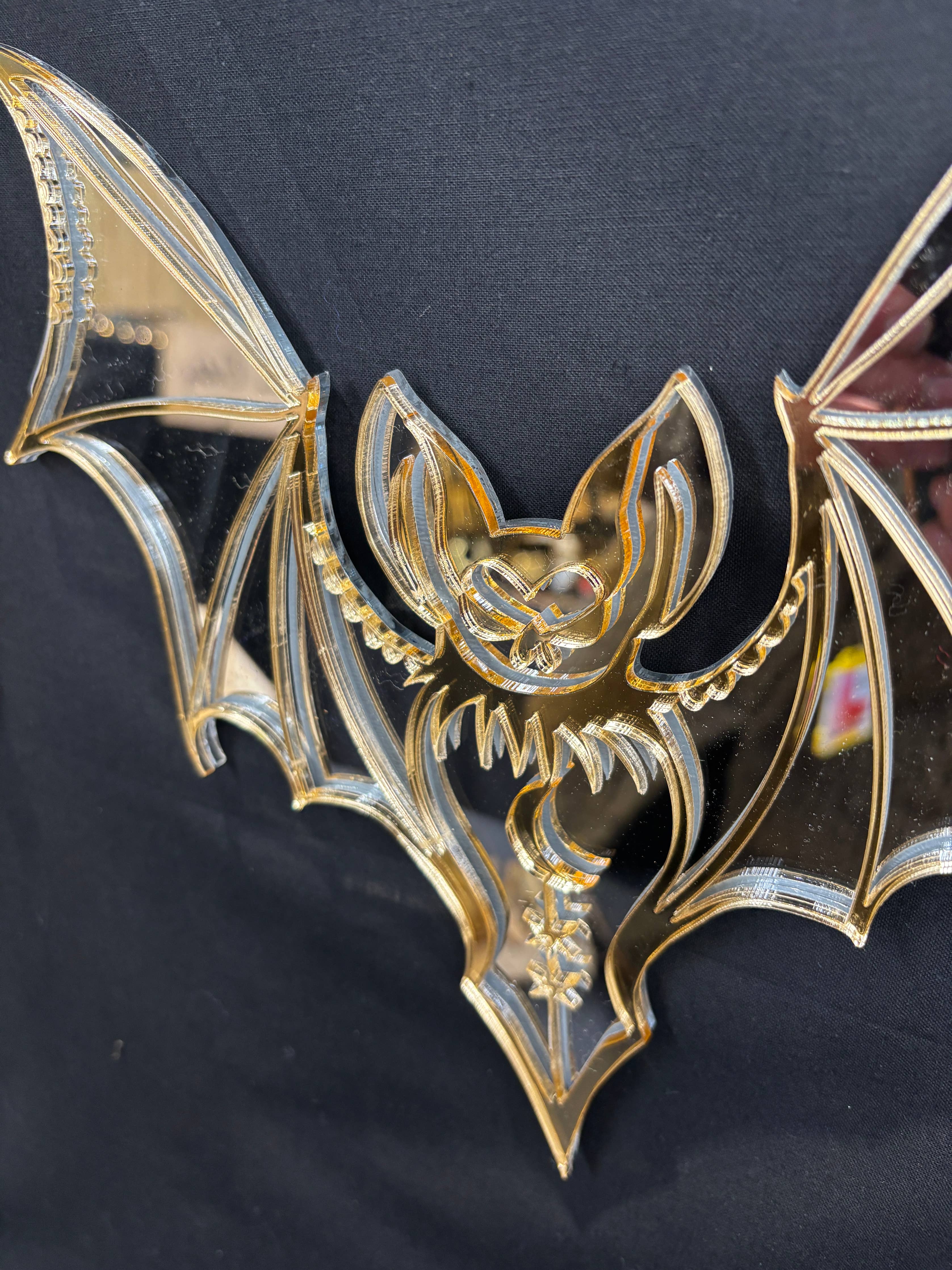 Suzanne Oddy Bat Wall Mirror – Gothic Acrylic Home Decor - 24cm