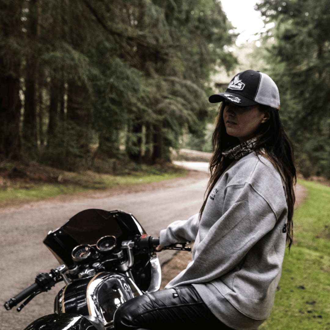 Uggly and Co Mile 9 Wings Trucker Hat – Vintage Navy & Grey Mesh Cap